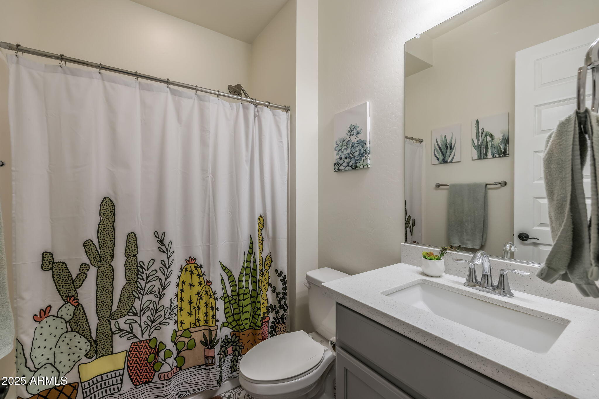 10709 E THORNTON Avenue