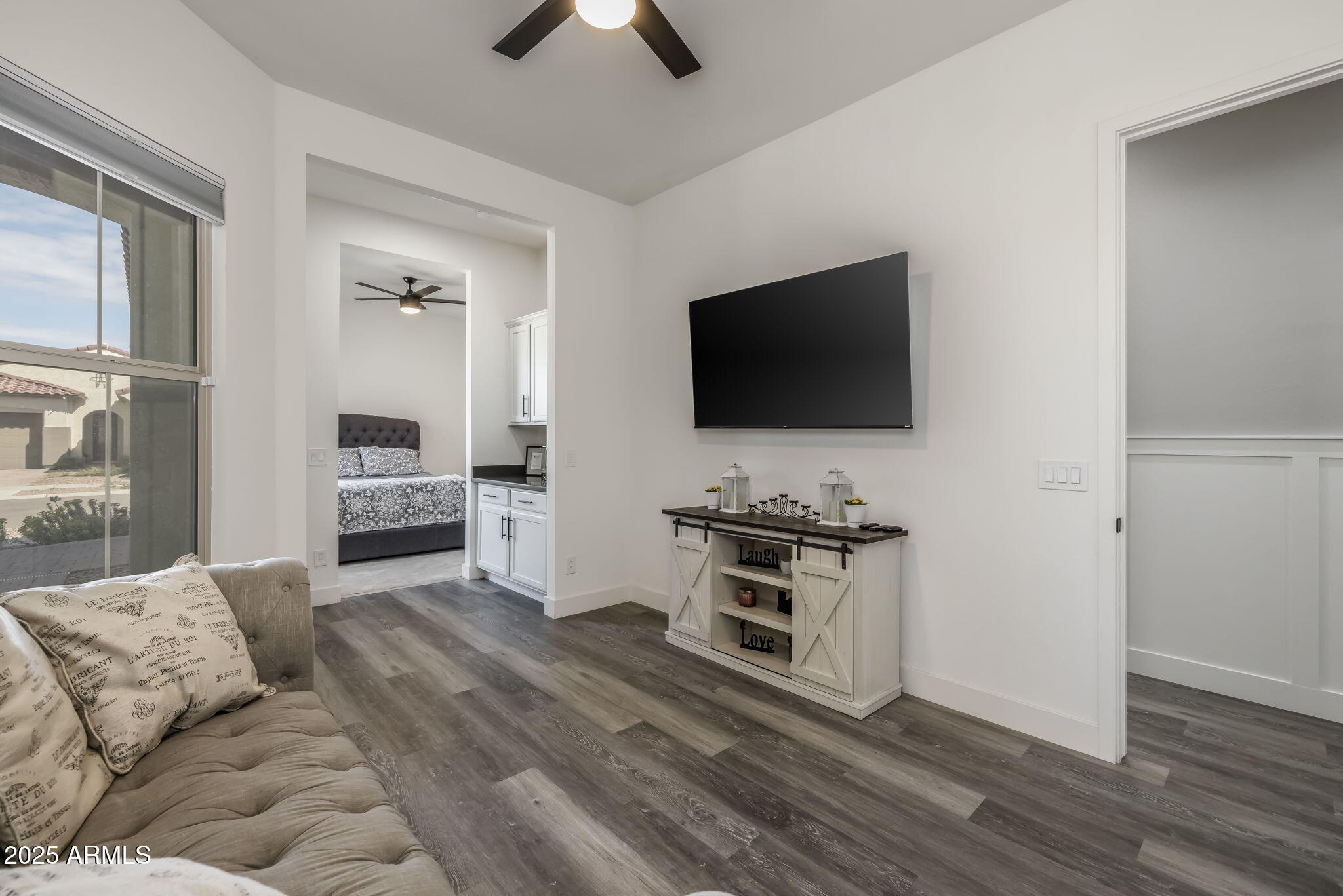 10709 E THORNTON Avenue