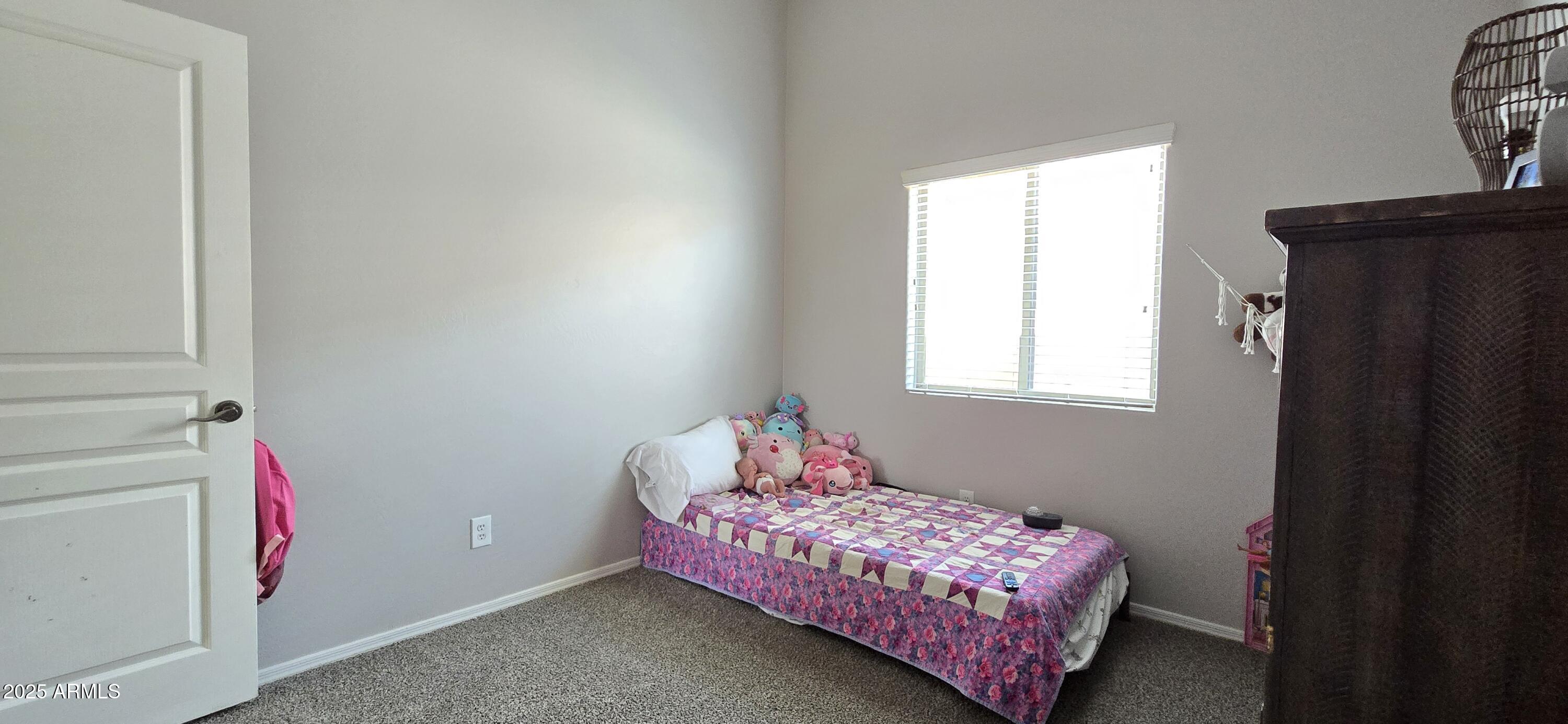 2797 E COWBOY COVE Trail