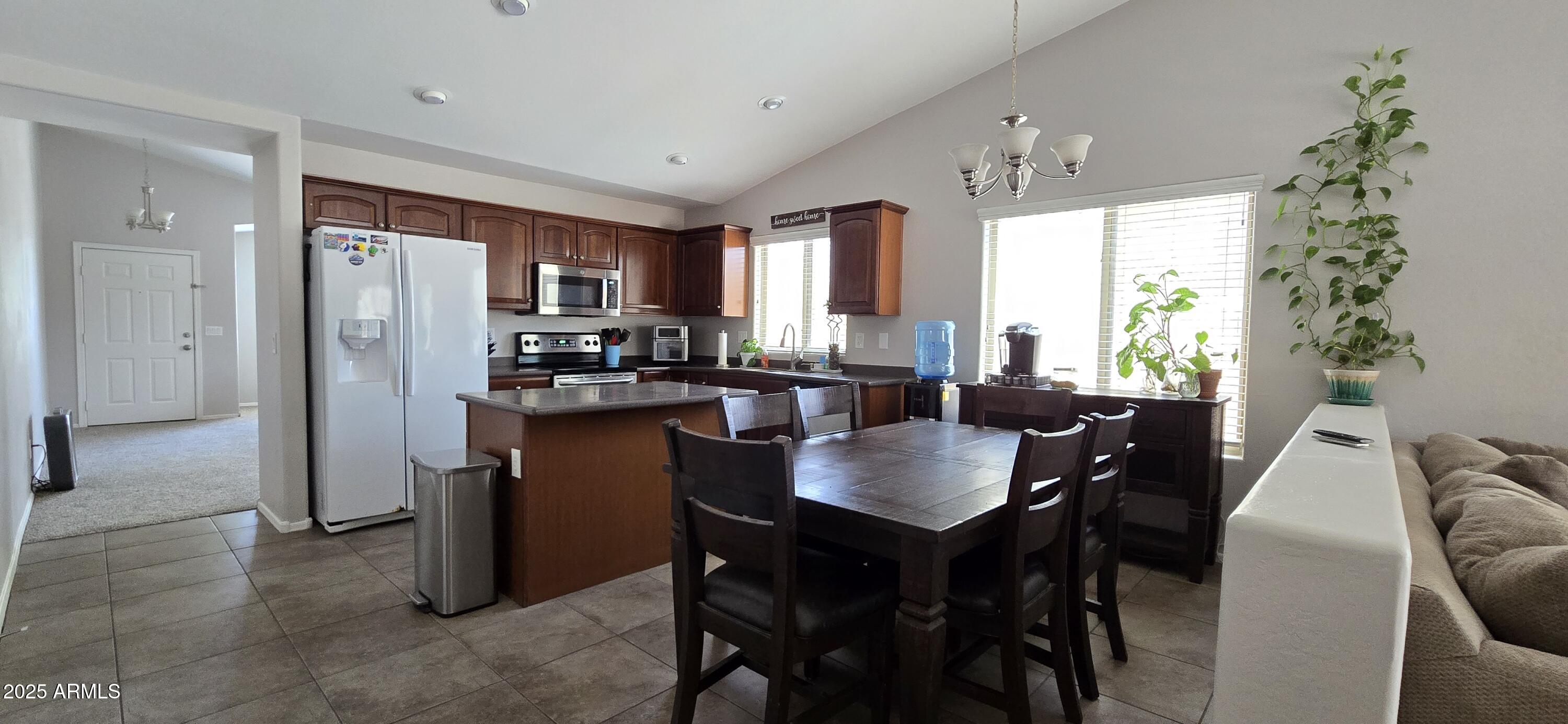 2797 E COWBOY COVE Trail