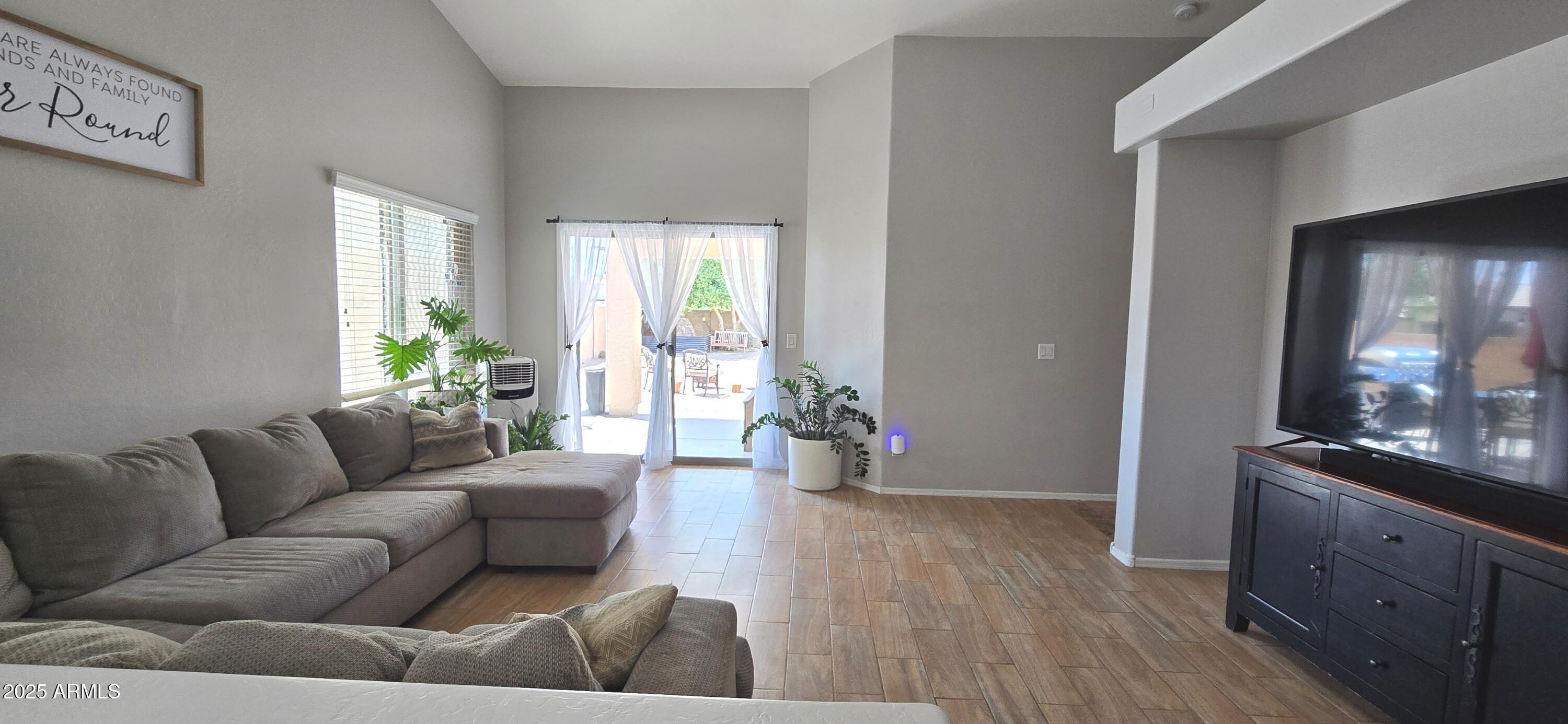 2797 E COWBOY COVE Trail