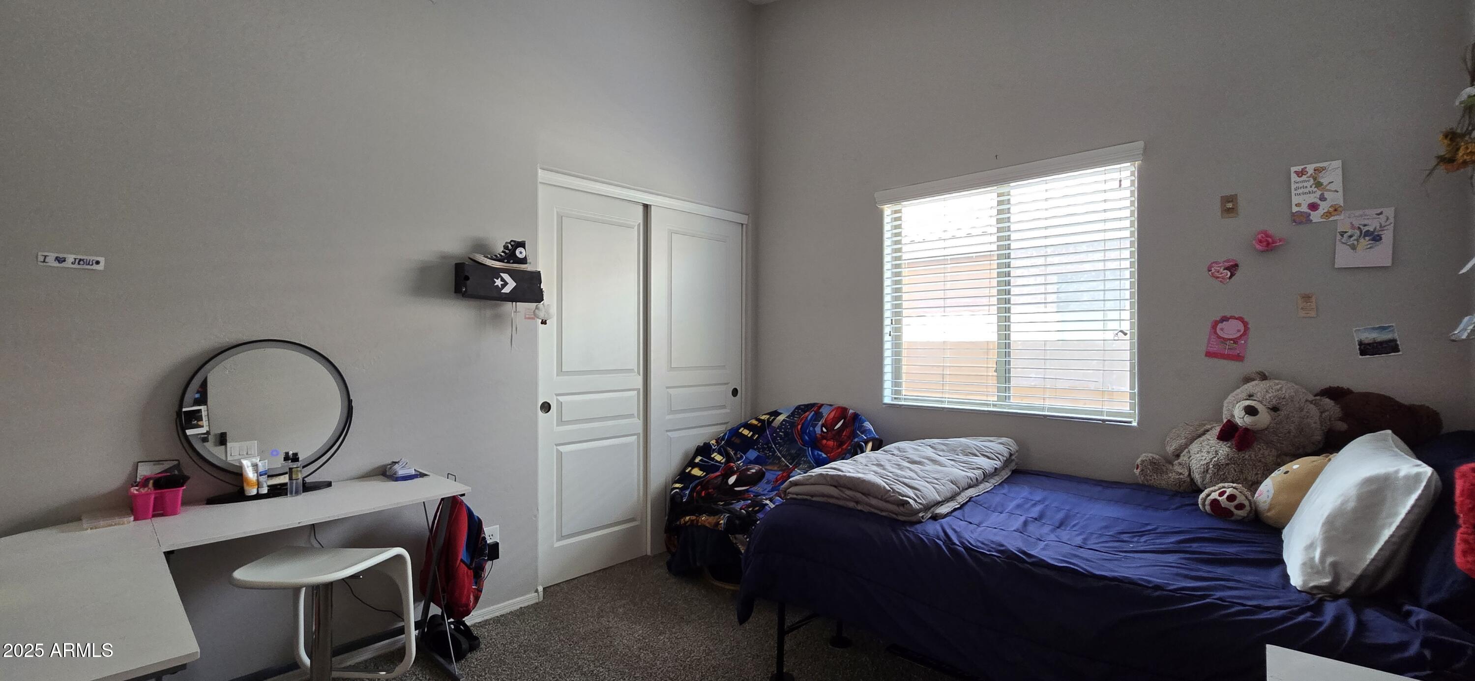 2797 E COWBOY COVE Trail
