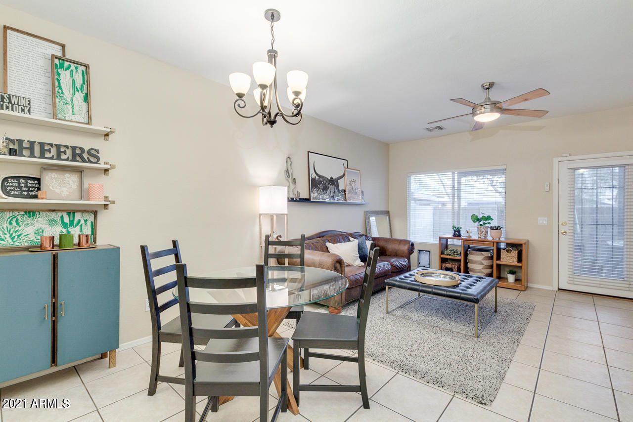 1961 N HARTFORD Street, 1114