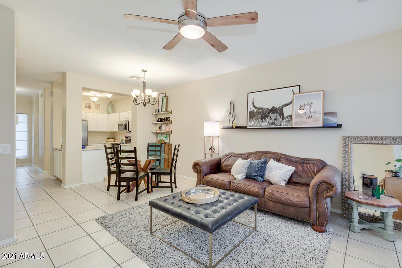 1961 N HARTFORD Street, 1114