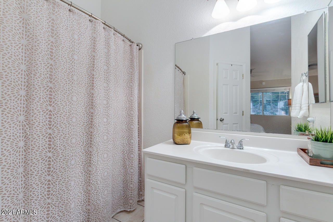 1961 N HARTFORD Street, 1114