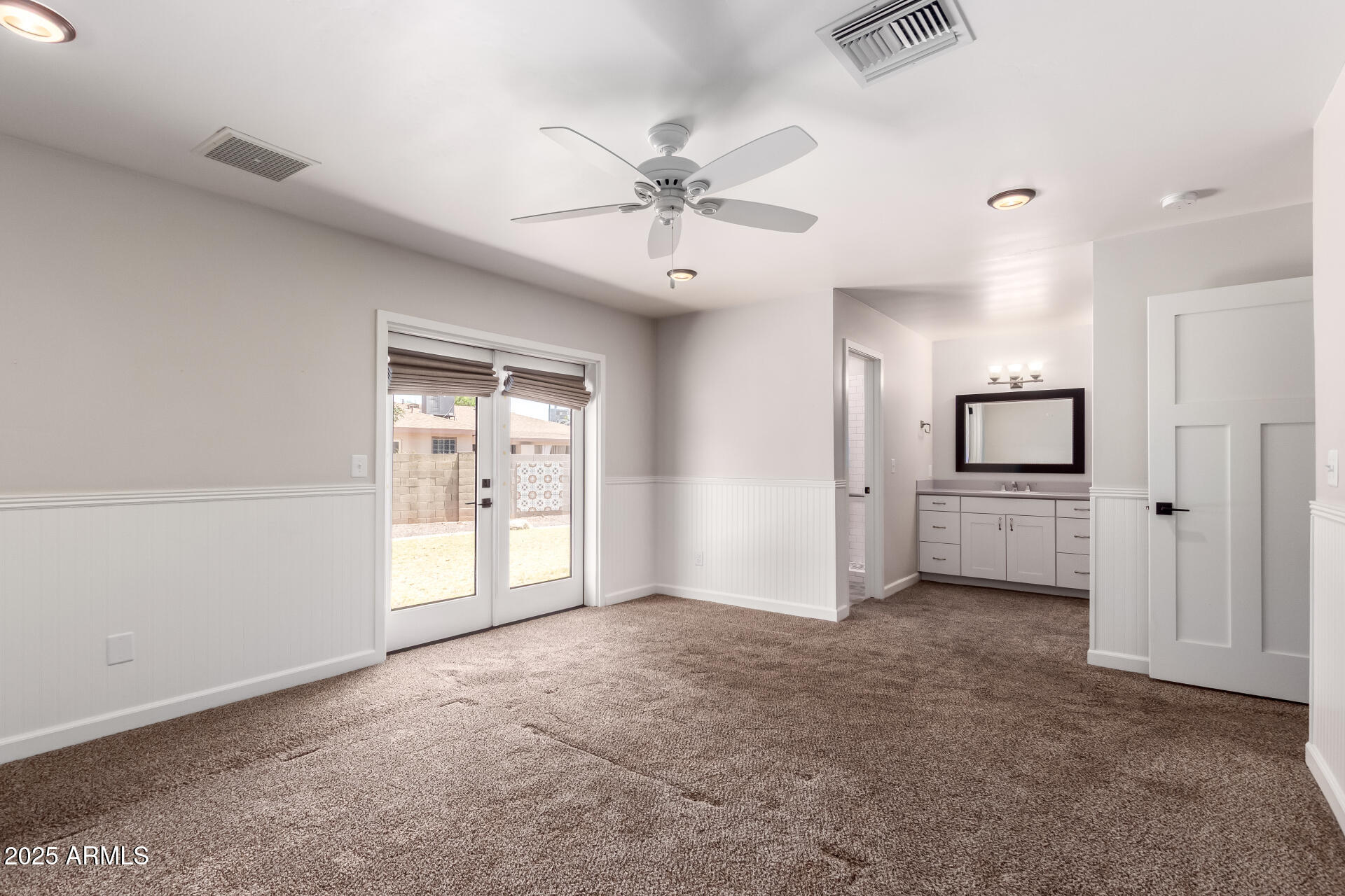 1804 S STANDAGE Circle