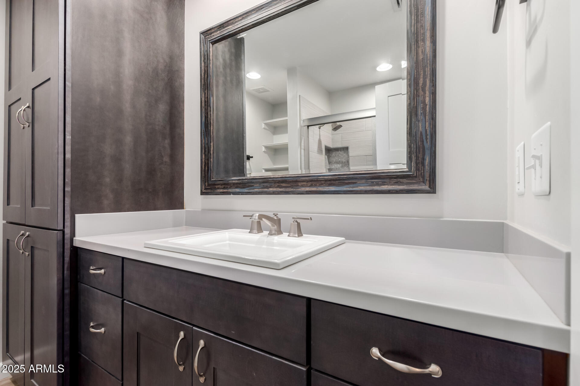 1804 S STANDAGE Circle