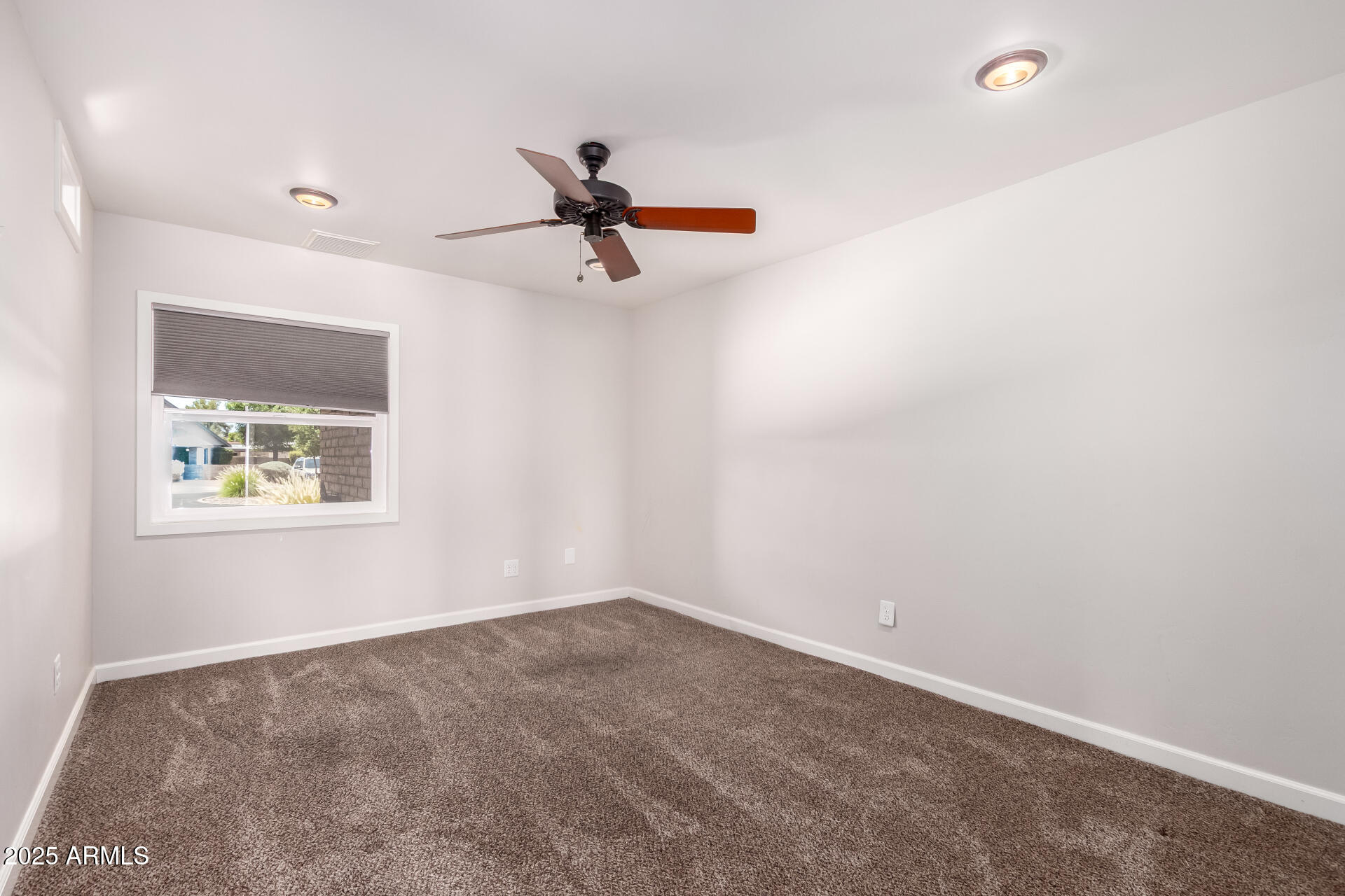 1804 S STANDAGE Circle