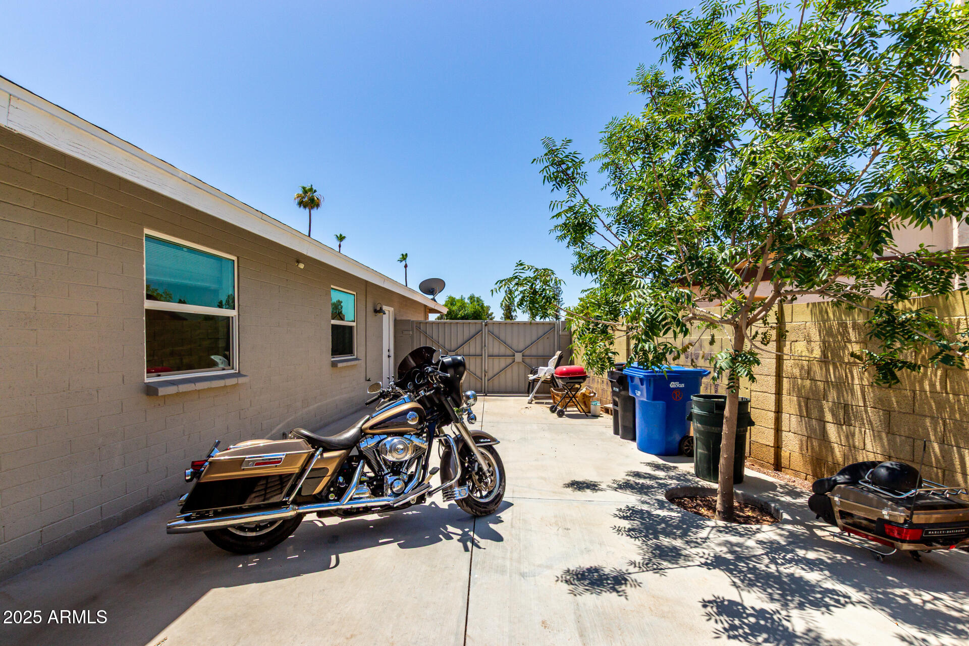 1804 S STANDAGE Circle