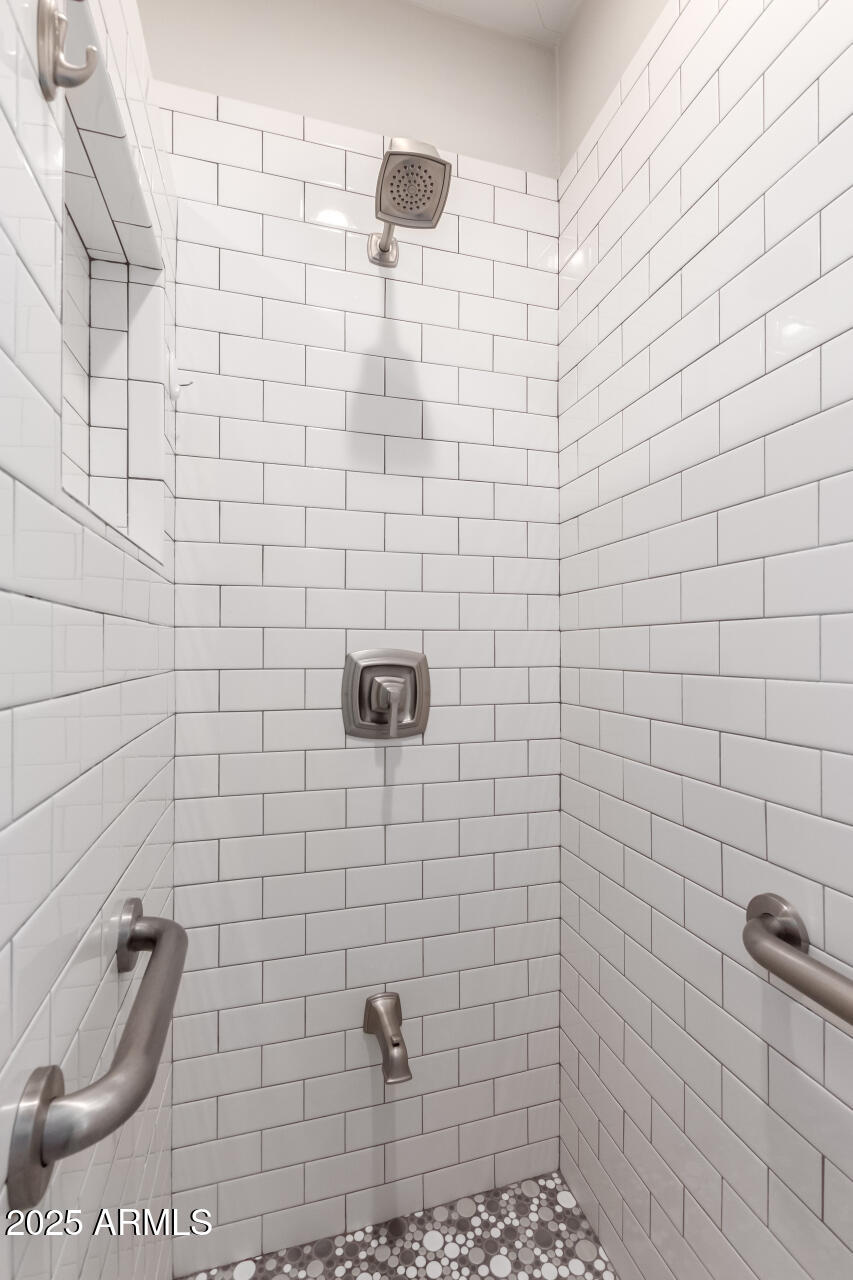 1804 S STANDAGE Circle