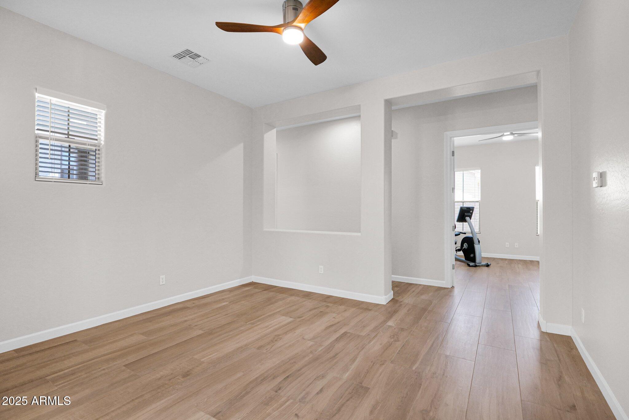 20115 E SONOQUI Boulevard E