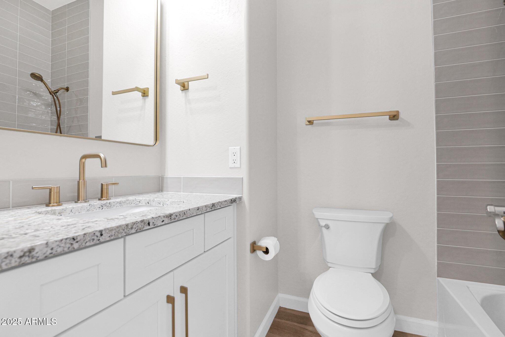 20115 E SONOQUI Boulevard E