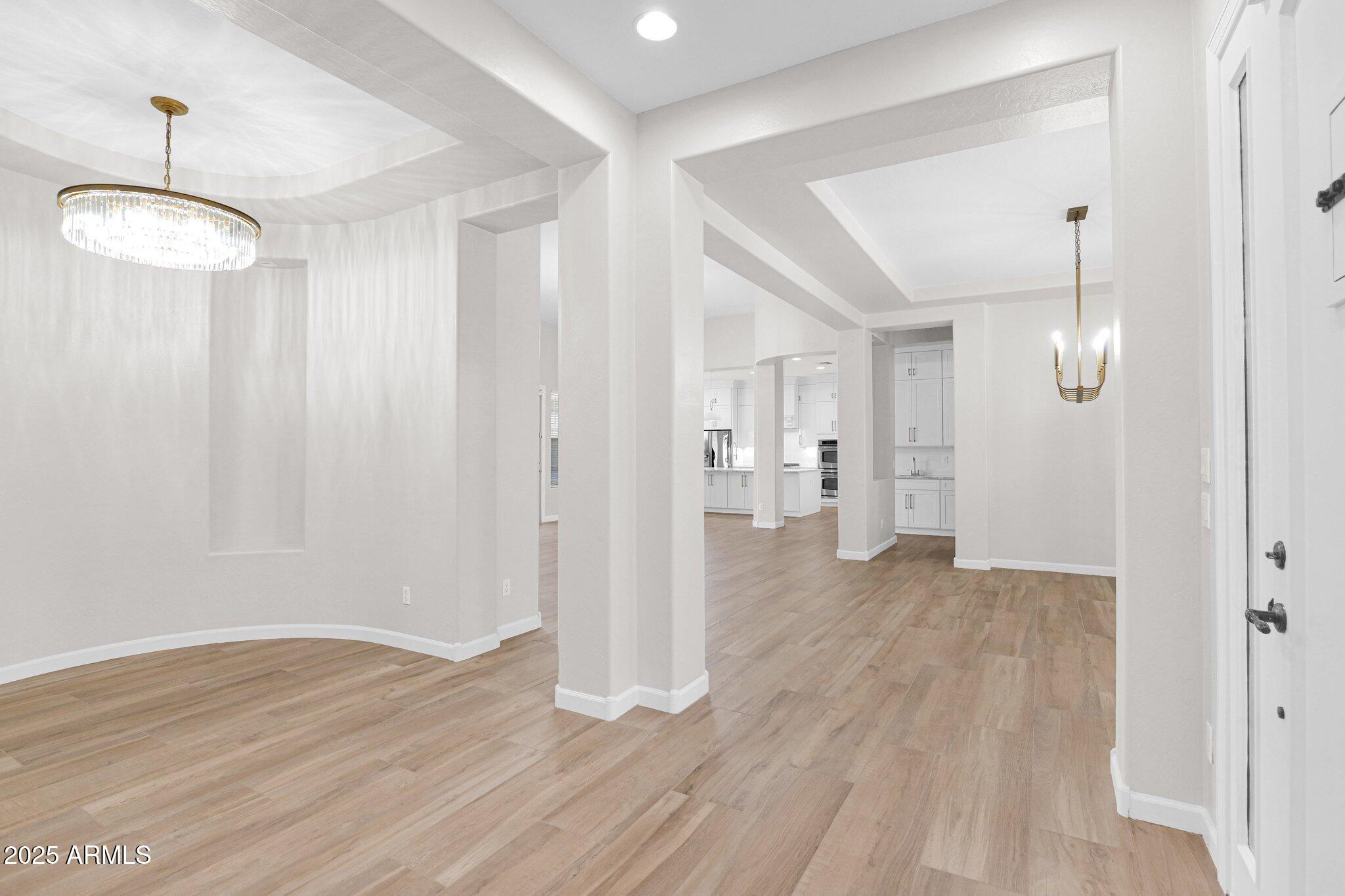 20115 E SONOQUI Boulevard E