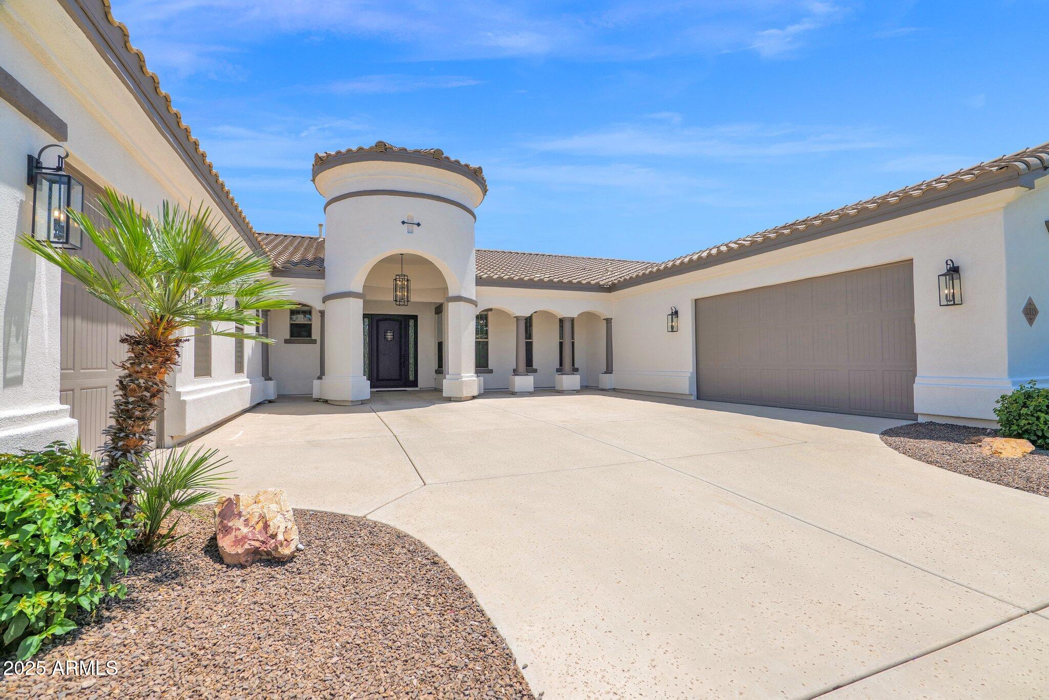 20115 E SONOQUI Boulevard E