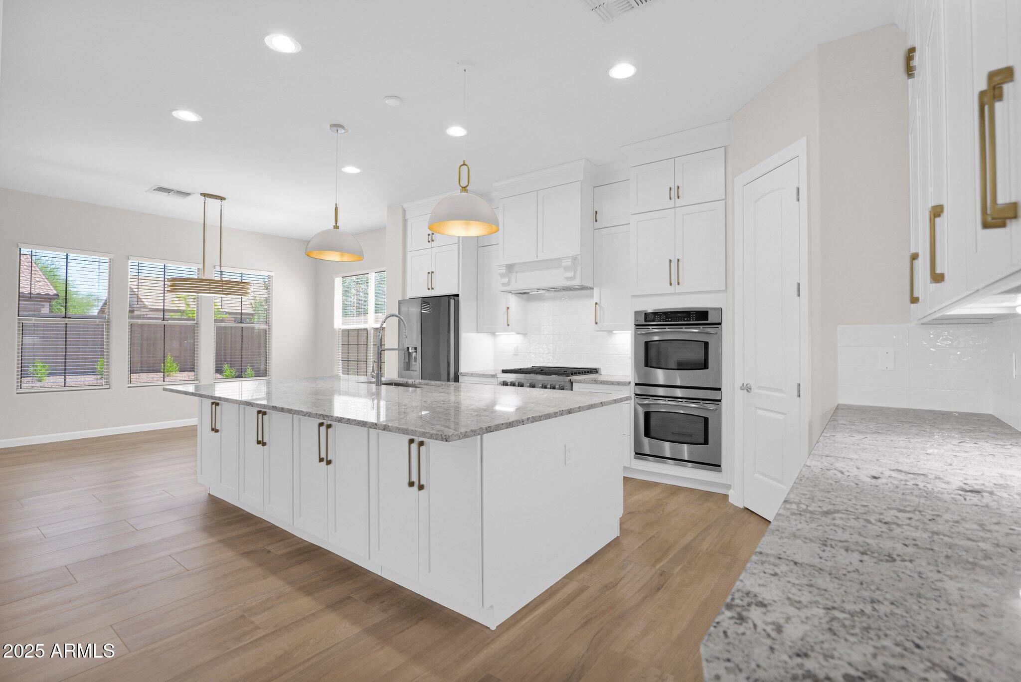 20115 E SONOQUI Boulevard E