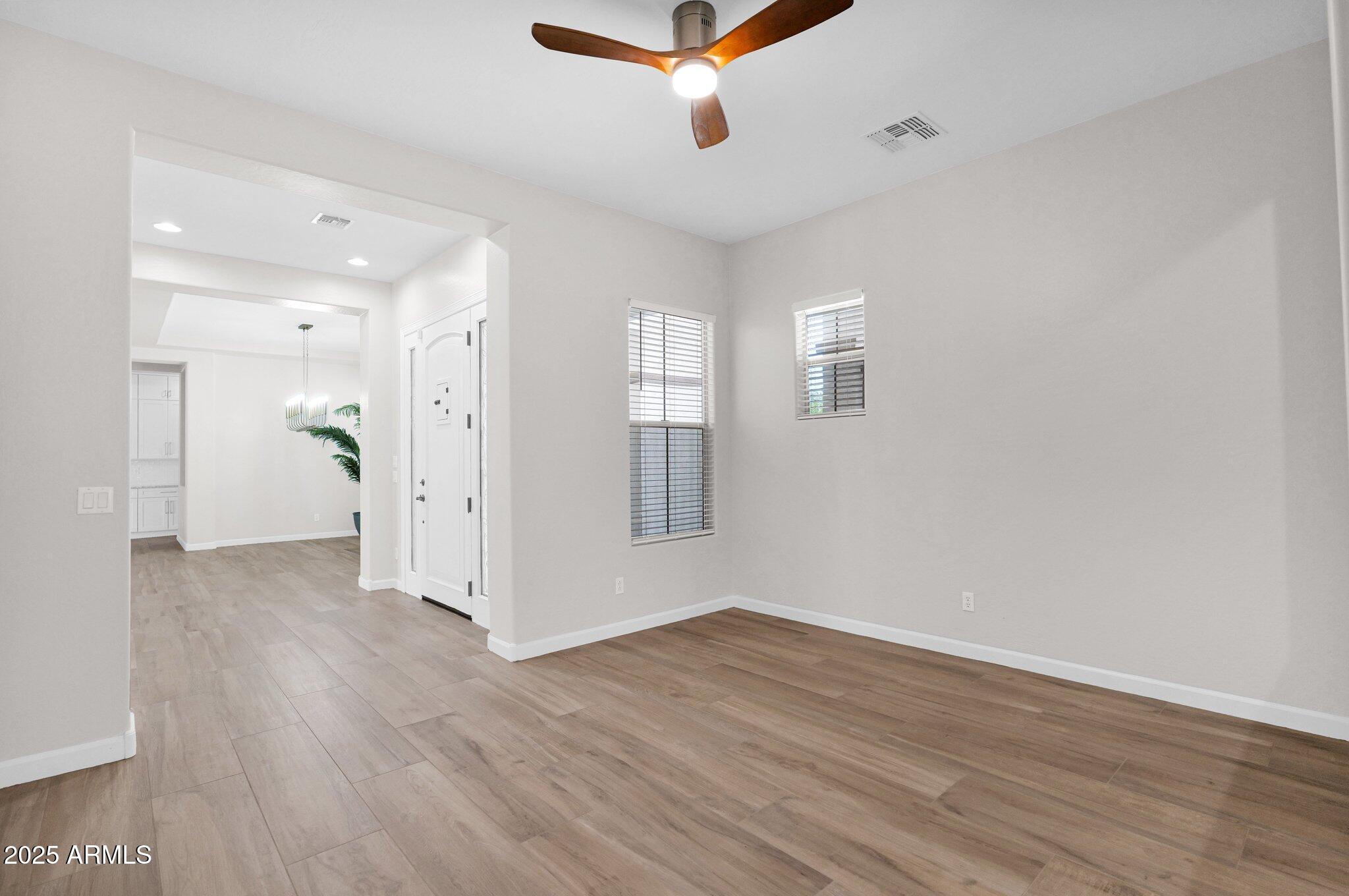 20115 E SONOQUI Boulevard E