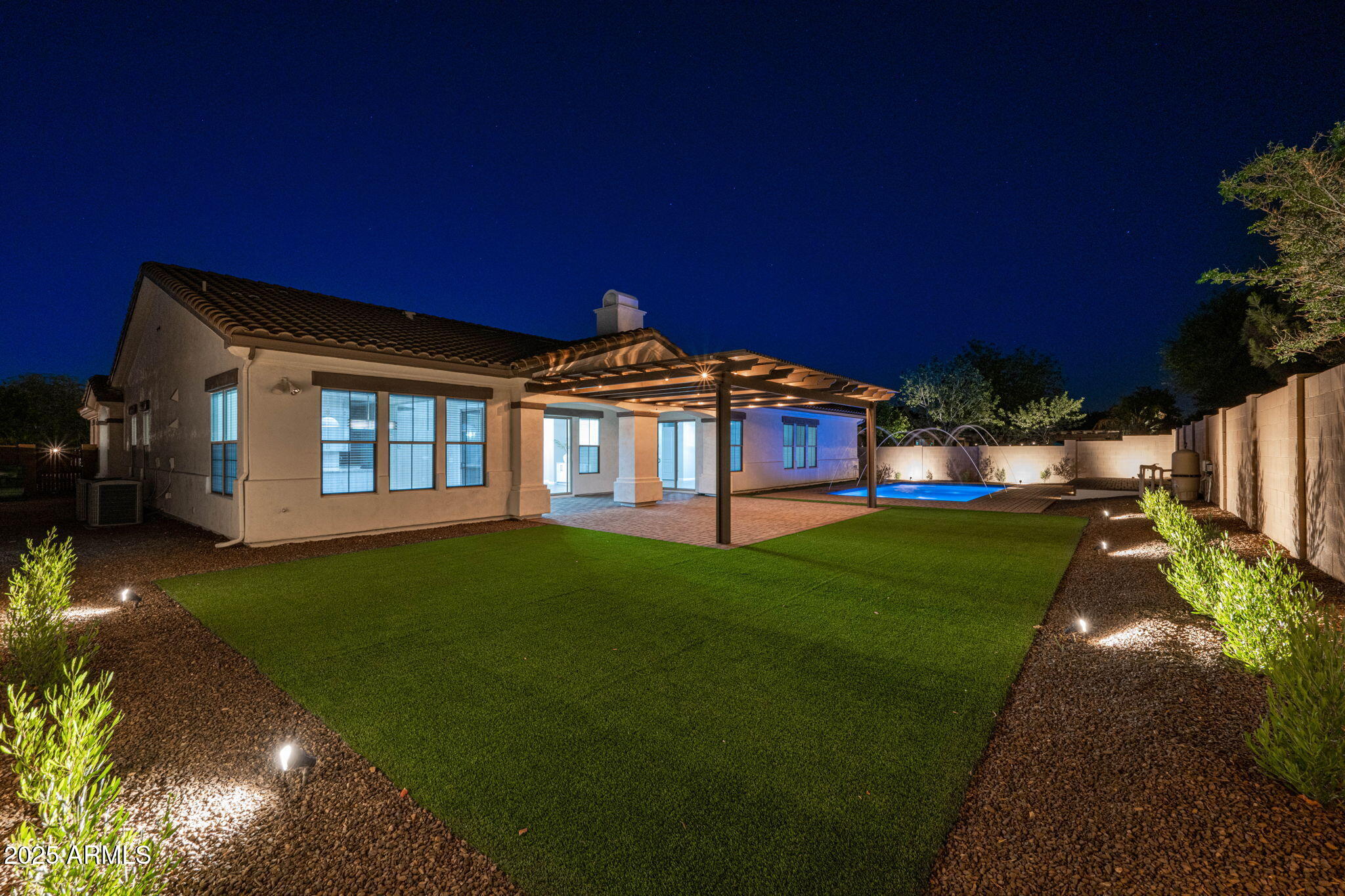 20115 E SONOQUI Boulevard E