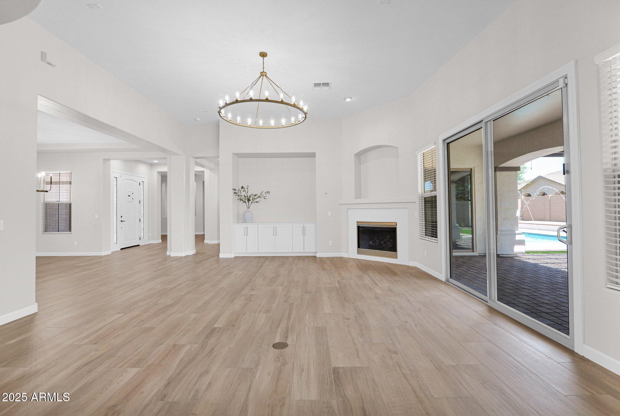 20115 E SONOQUI Boulevard E