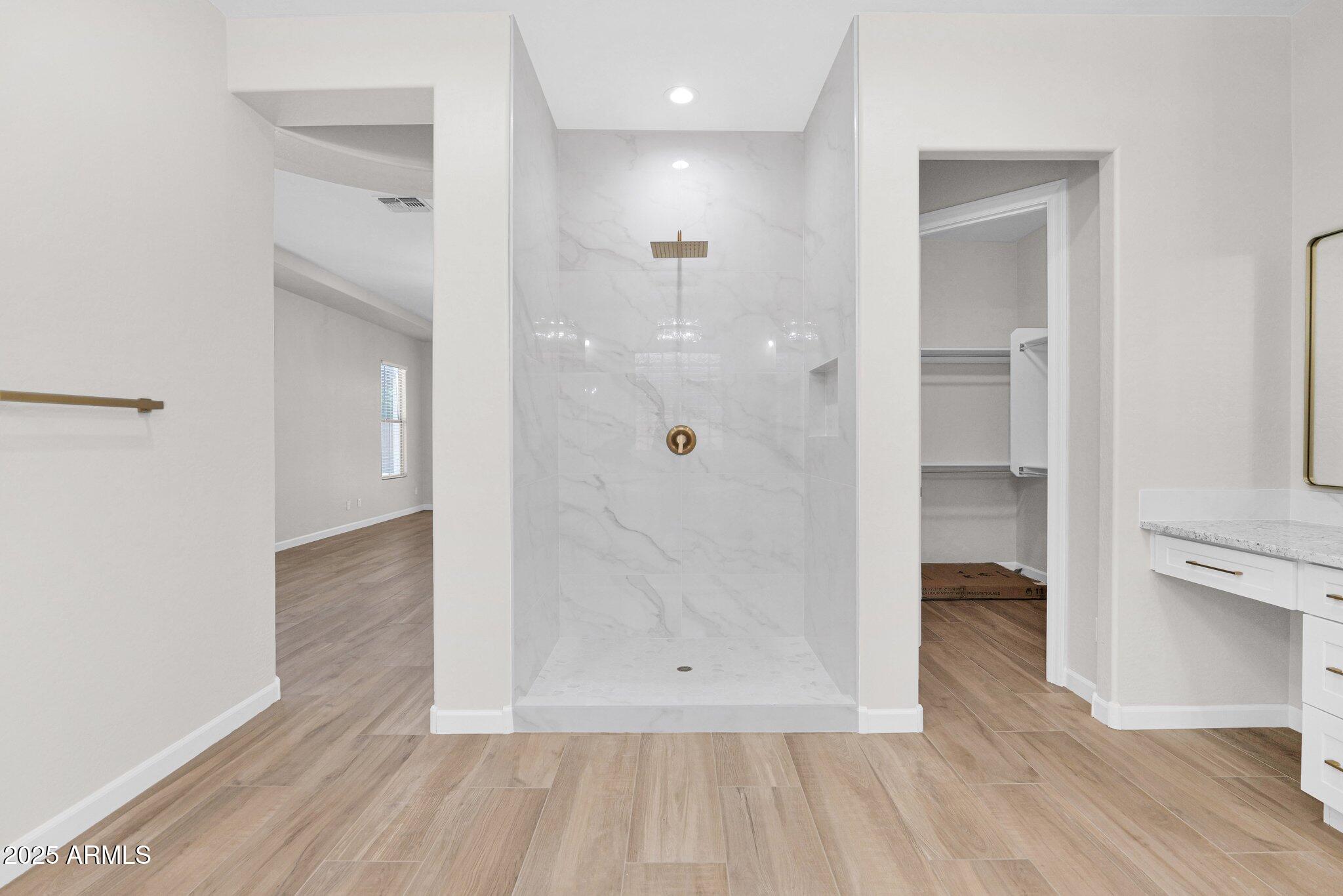 20115 E SONOQUI Boulevard E