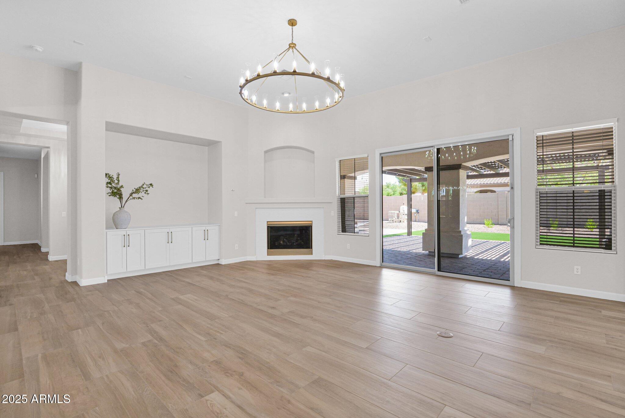 20115 E SONOQUI Boulevard E