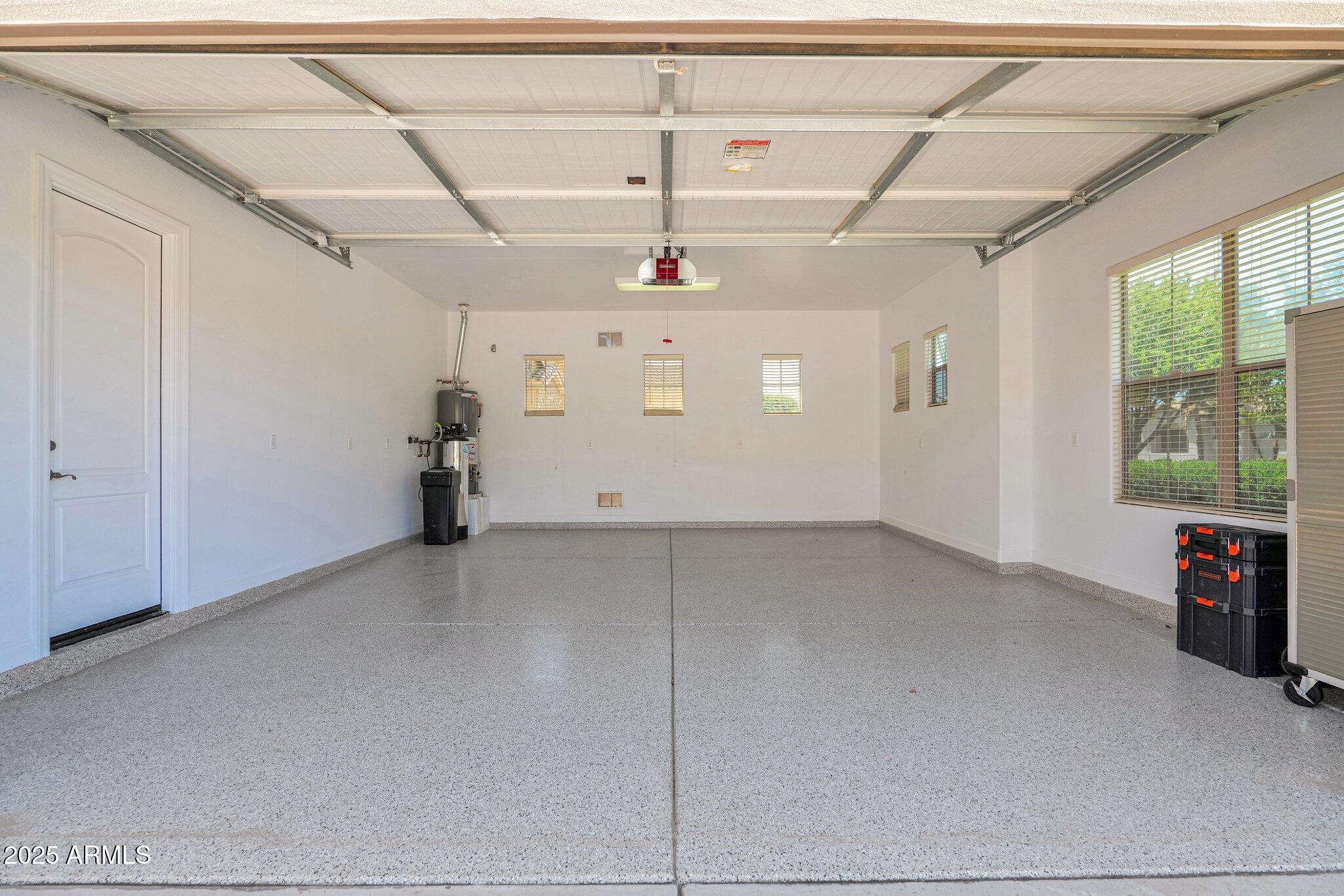 20115 E SONOQUI Boulevard E