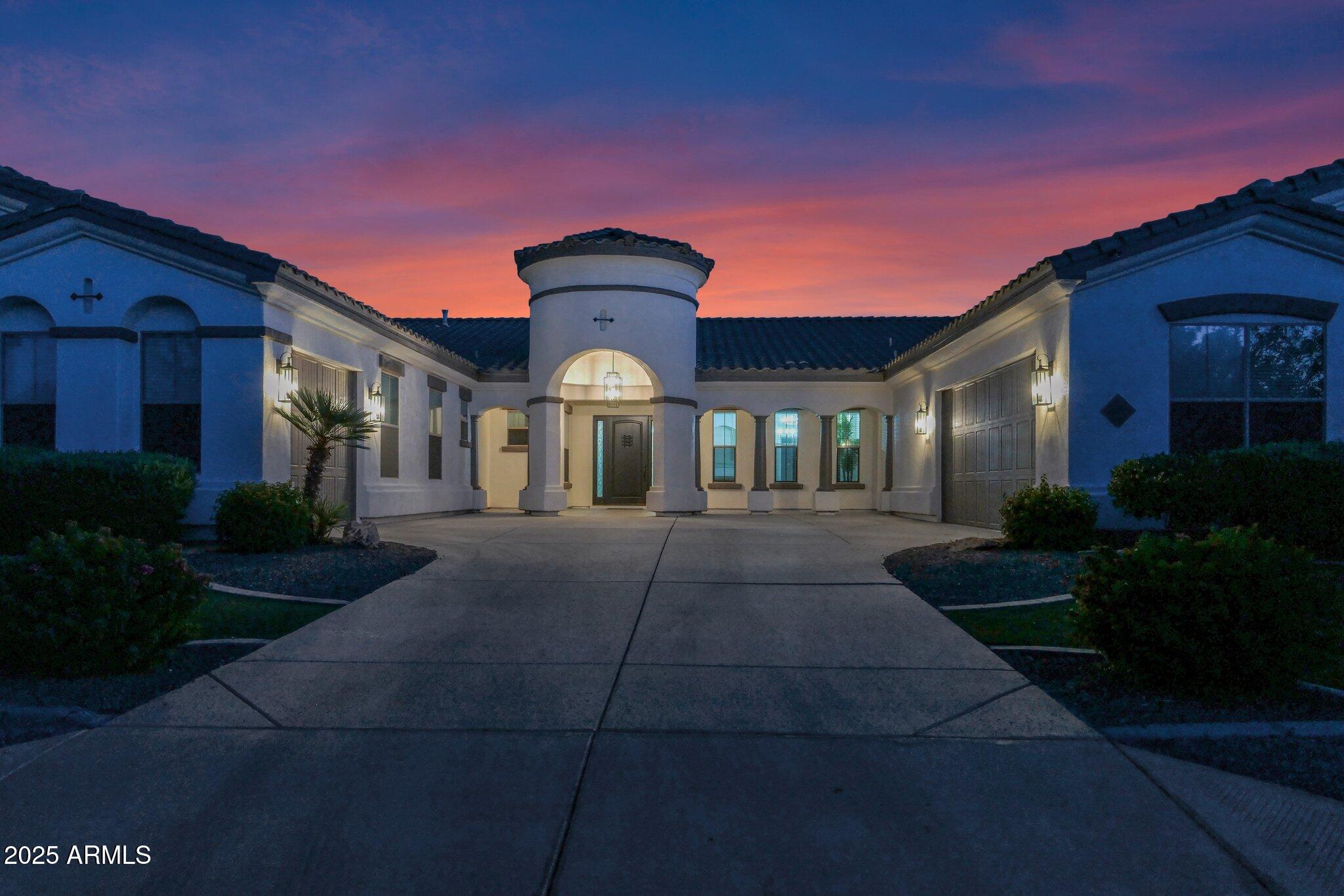 20115 E SONOQUI Boulevard E