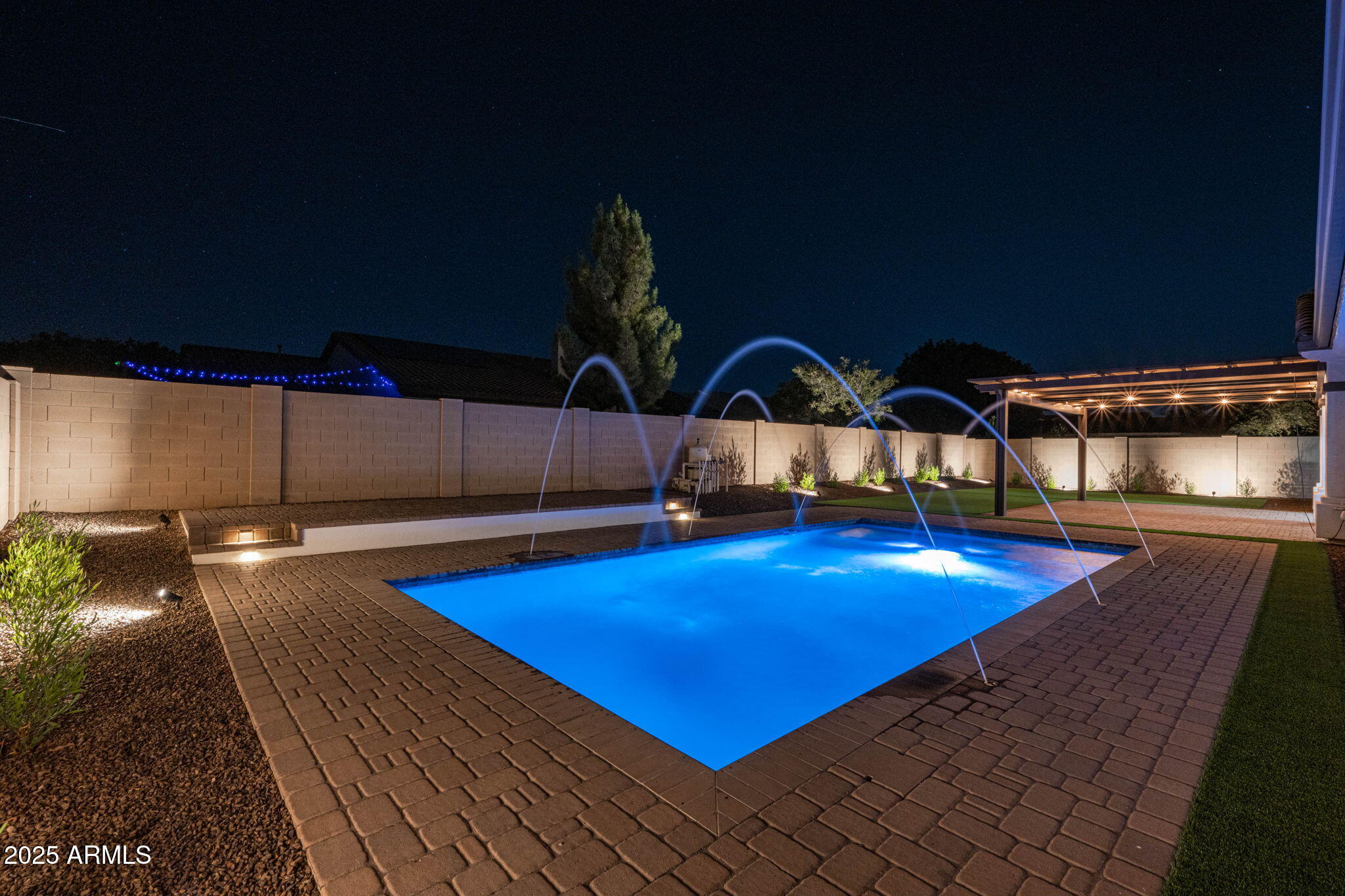 20115 E SONOQUI Boulevard E