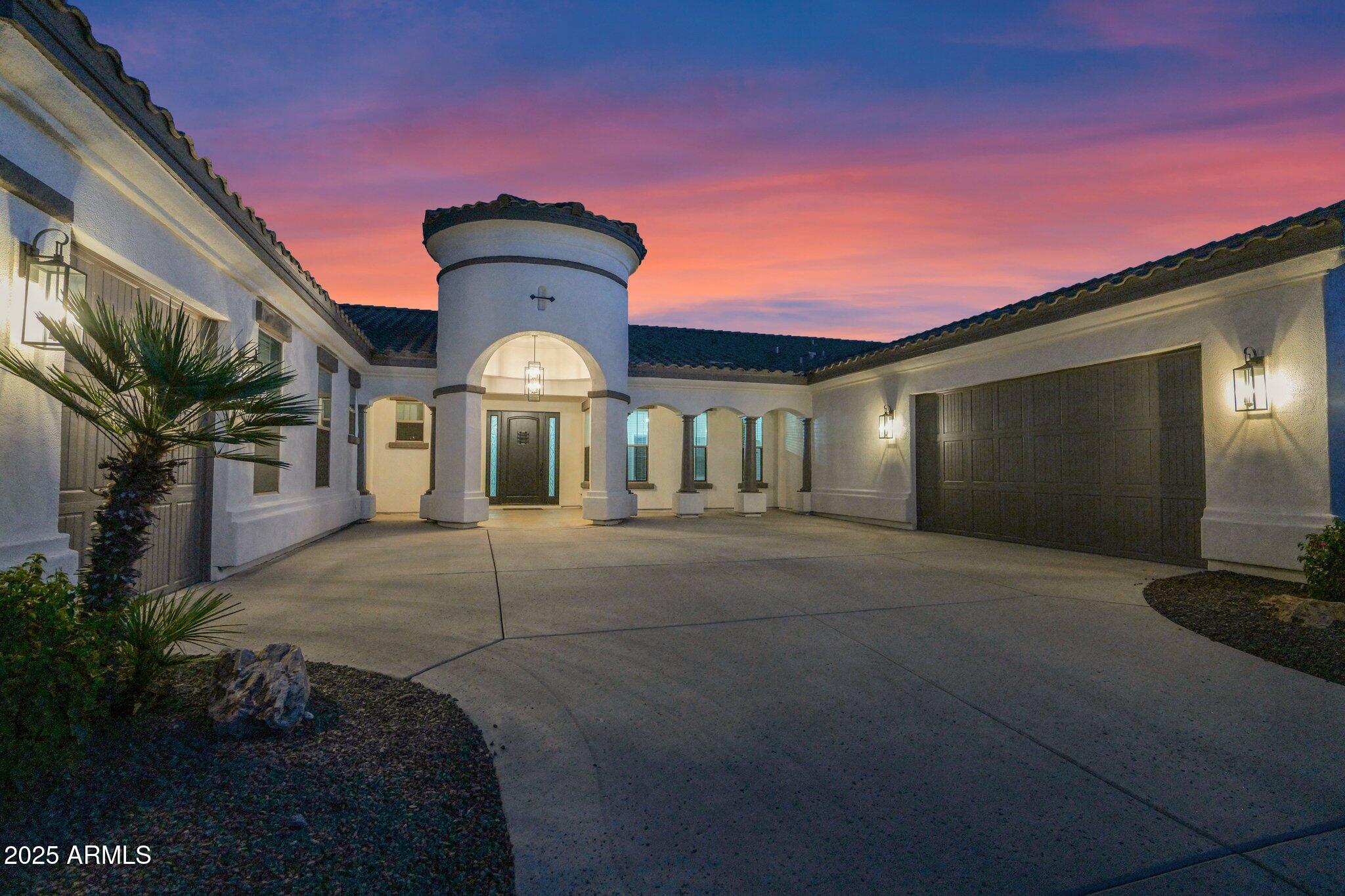 20115 E SONOQUI Boulevard E