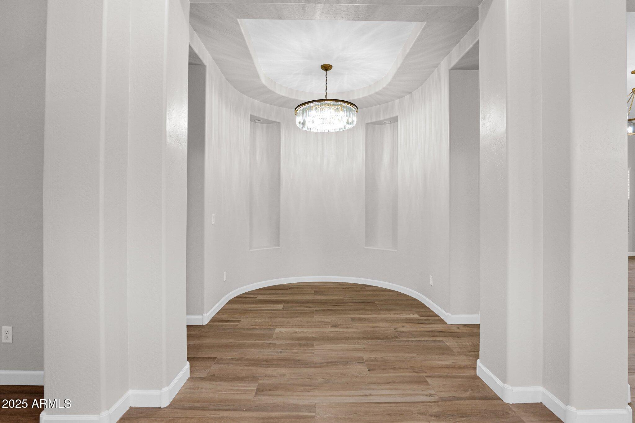 20115 E SONOQUI Boulevard E