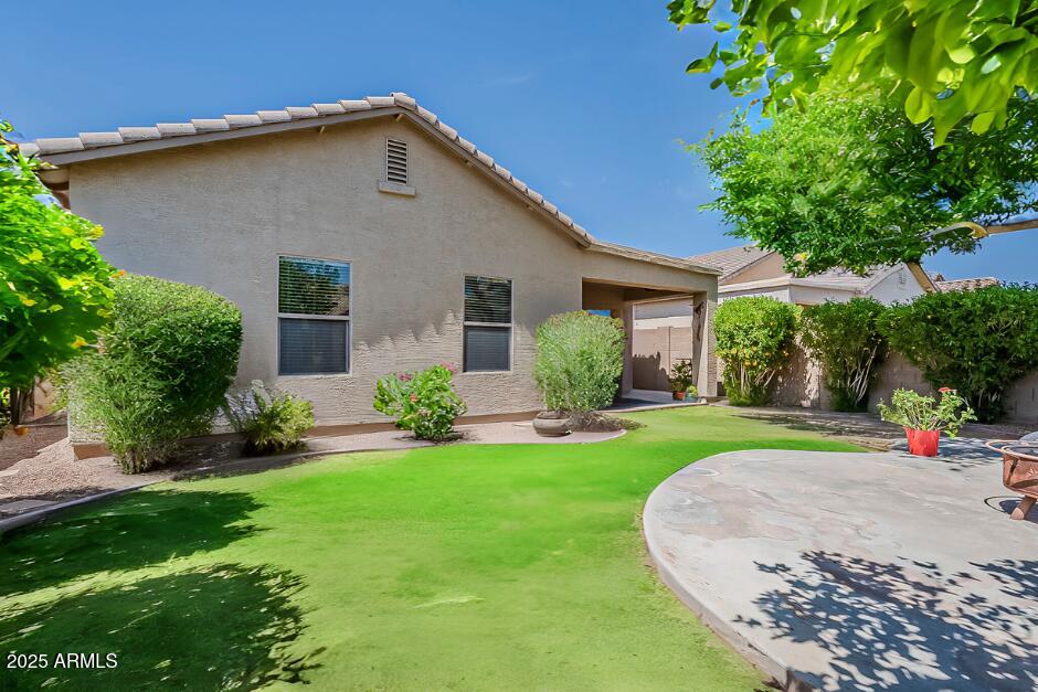 549 E QUENTIN Lane