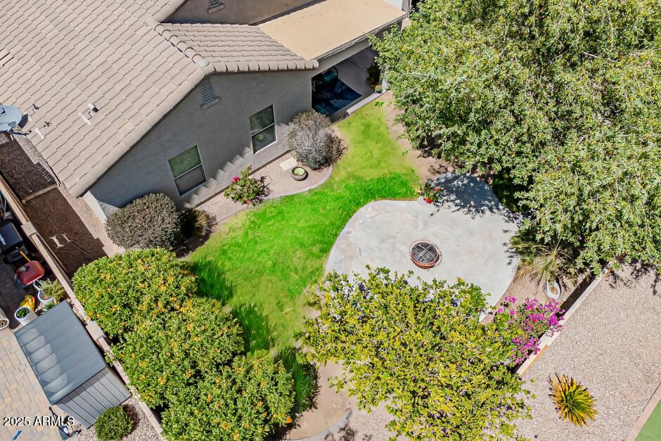 549 E QUENTIN Lane