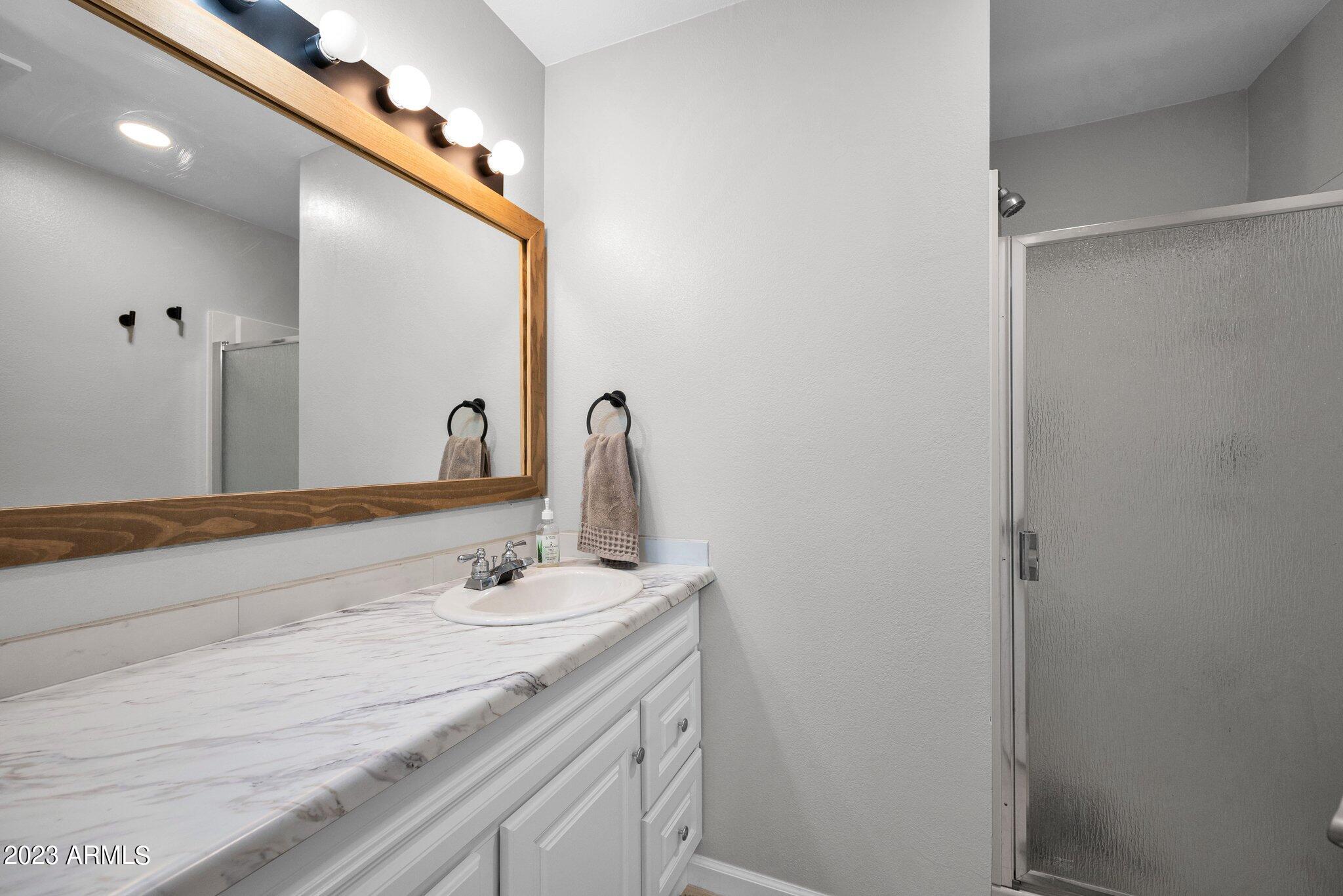 1077 E FREMONT Drive