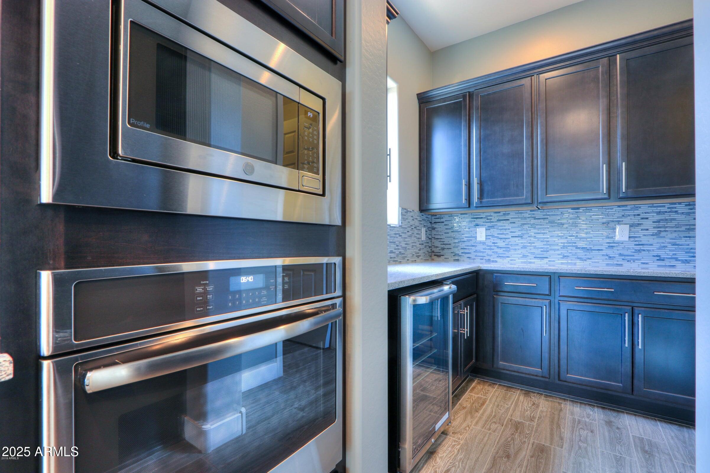 4319 S ELLESMERE Street