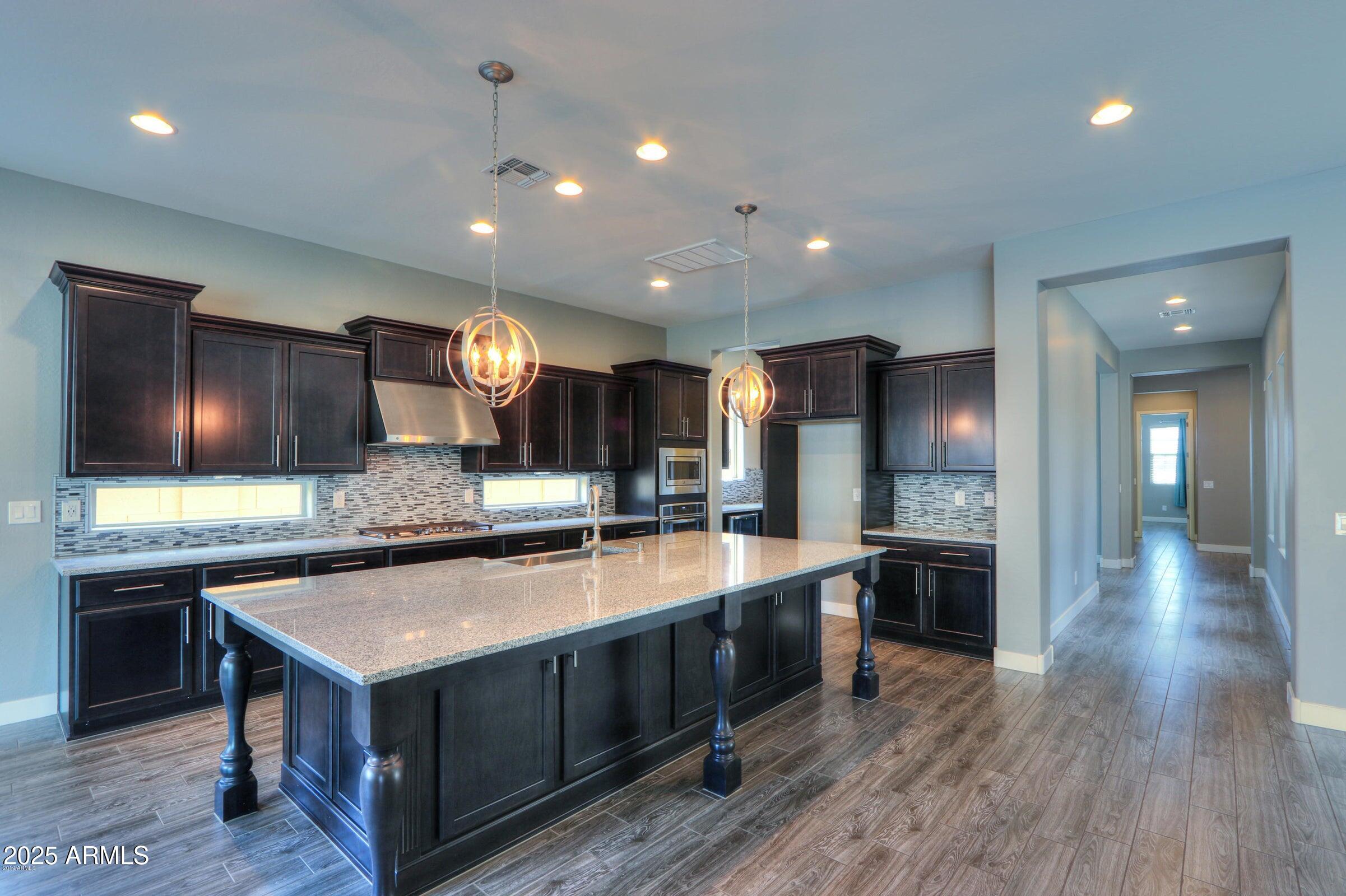 4319 S ELLESMERE Street