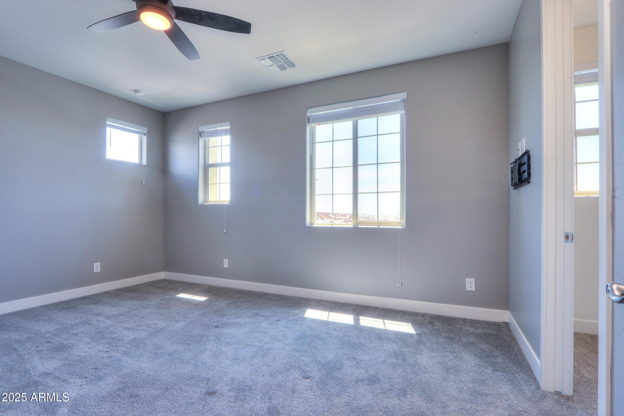 4319 S ELLESMERE Street