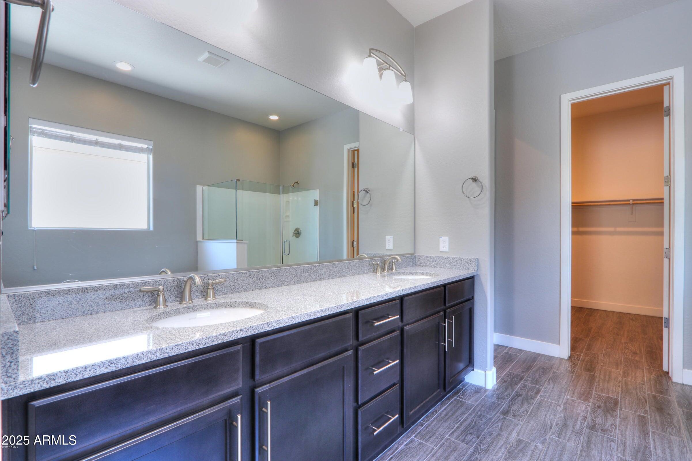 4319 S ELLESMERE Street