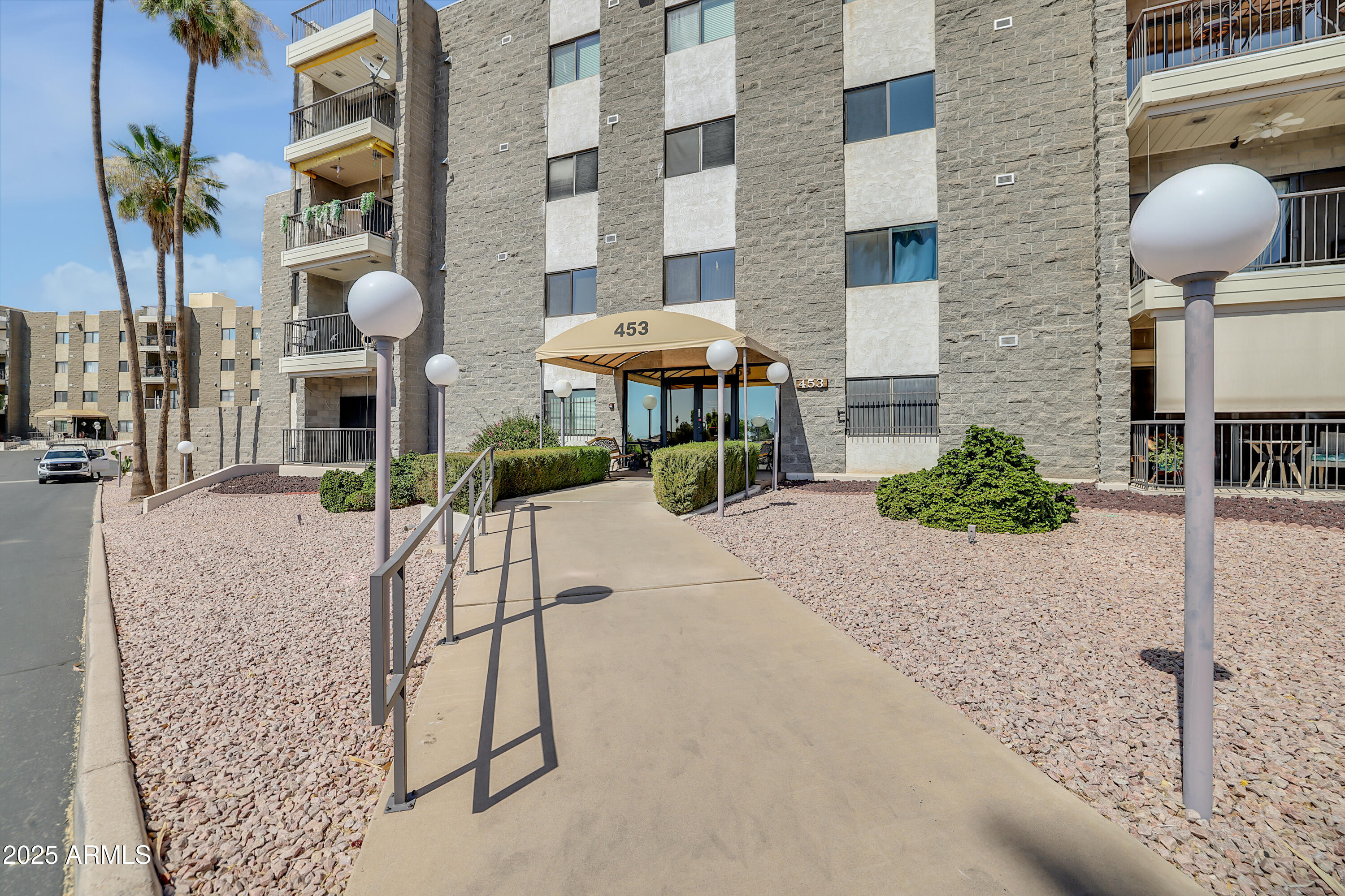 453 S PARKCREST, 416