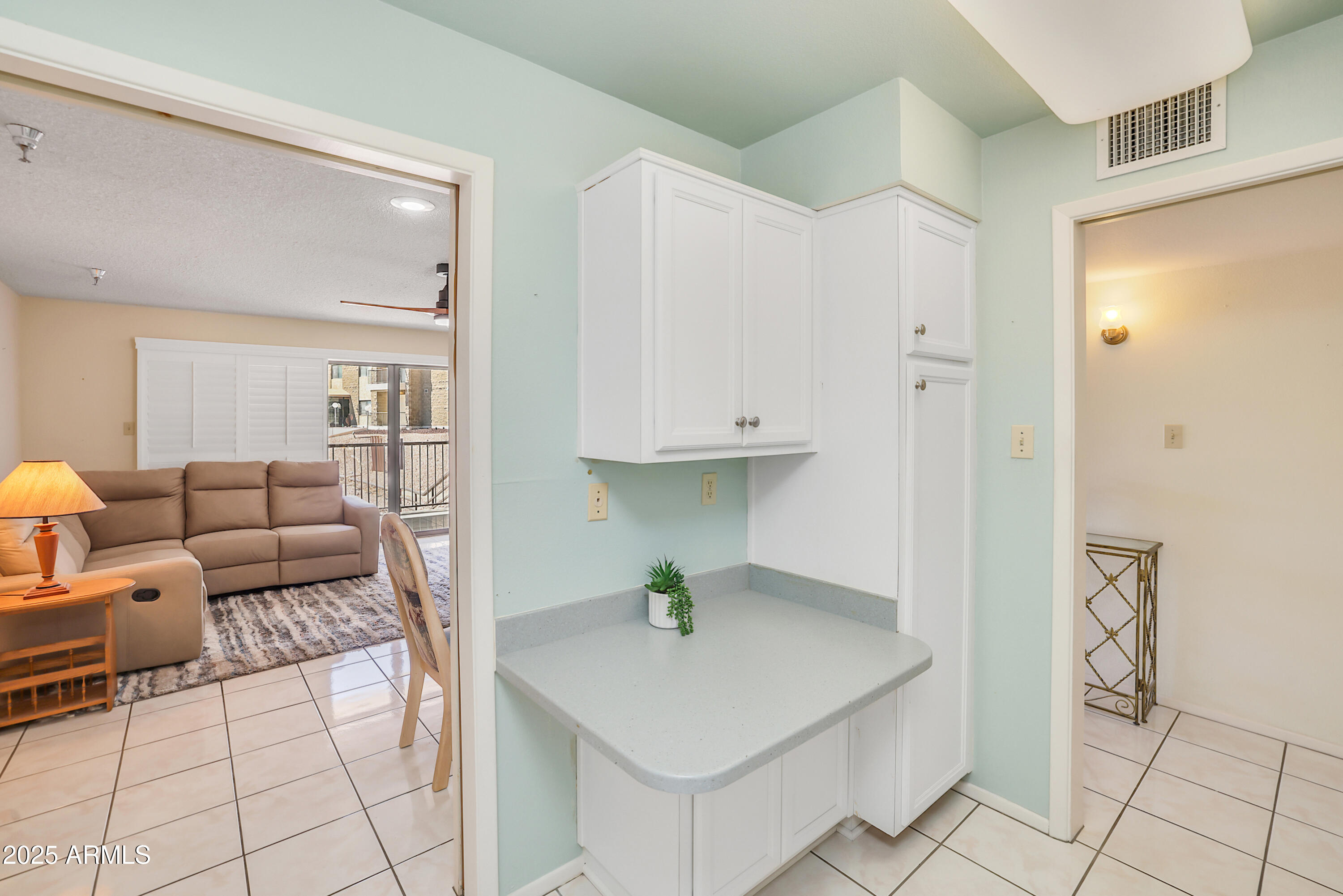 453 S PARKCREST, 416