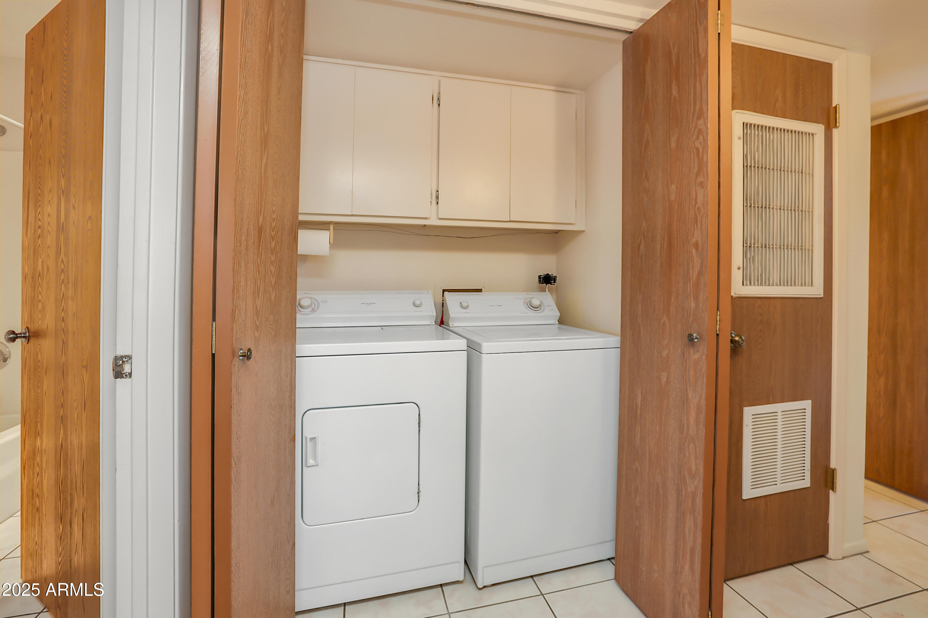 453 S PARKCREST, 416