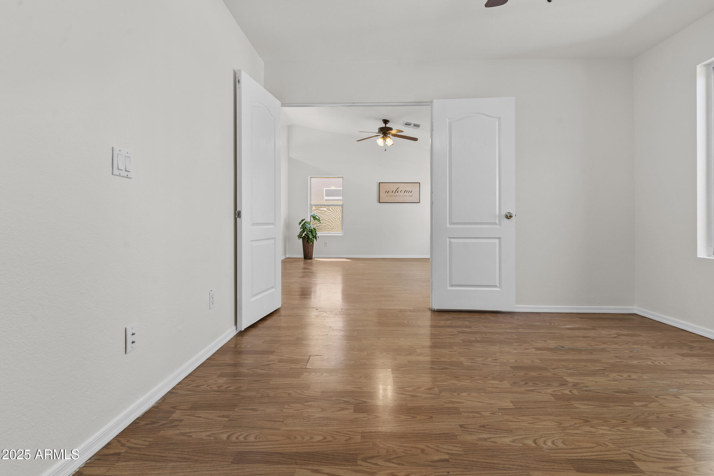 10727 E EL MORO Avenue