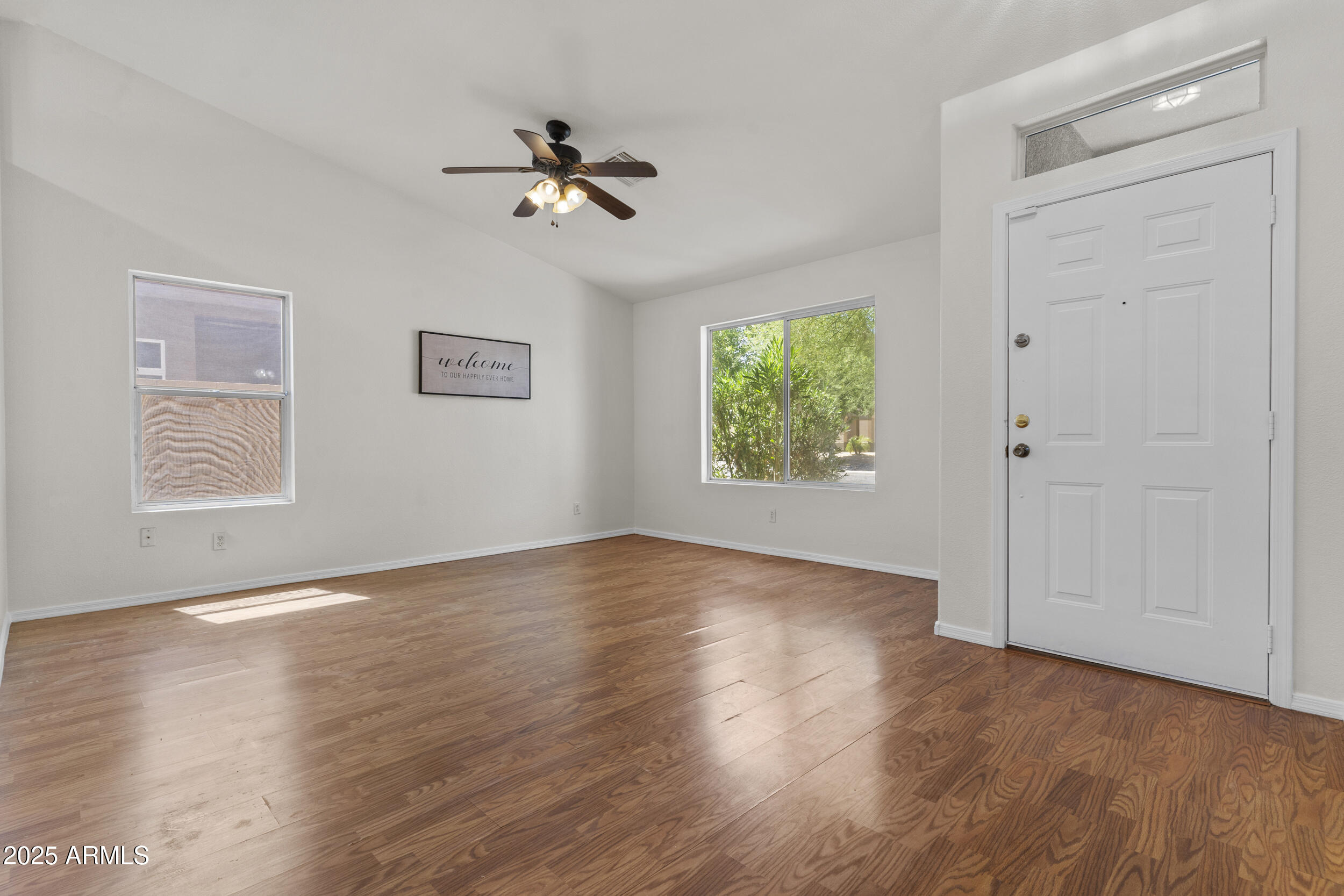 10727 E EL MORO Avenue