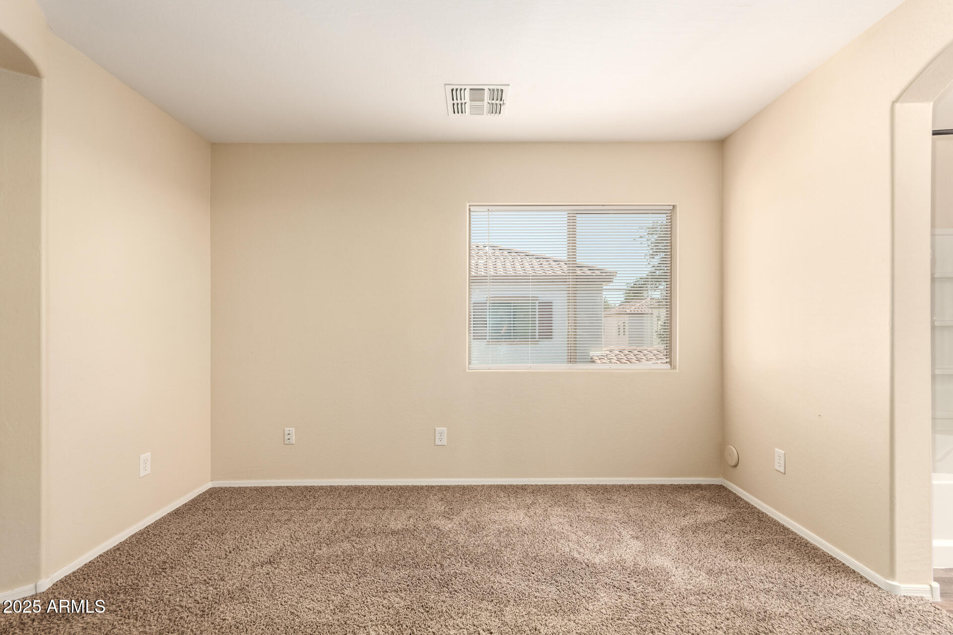 4682 E REDFIELD Road