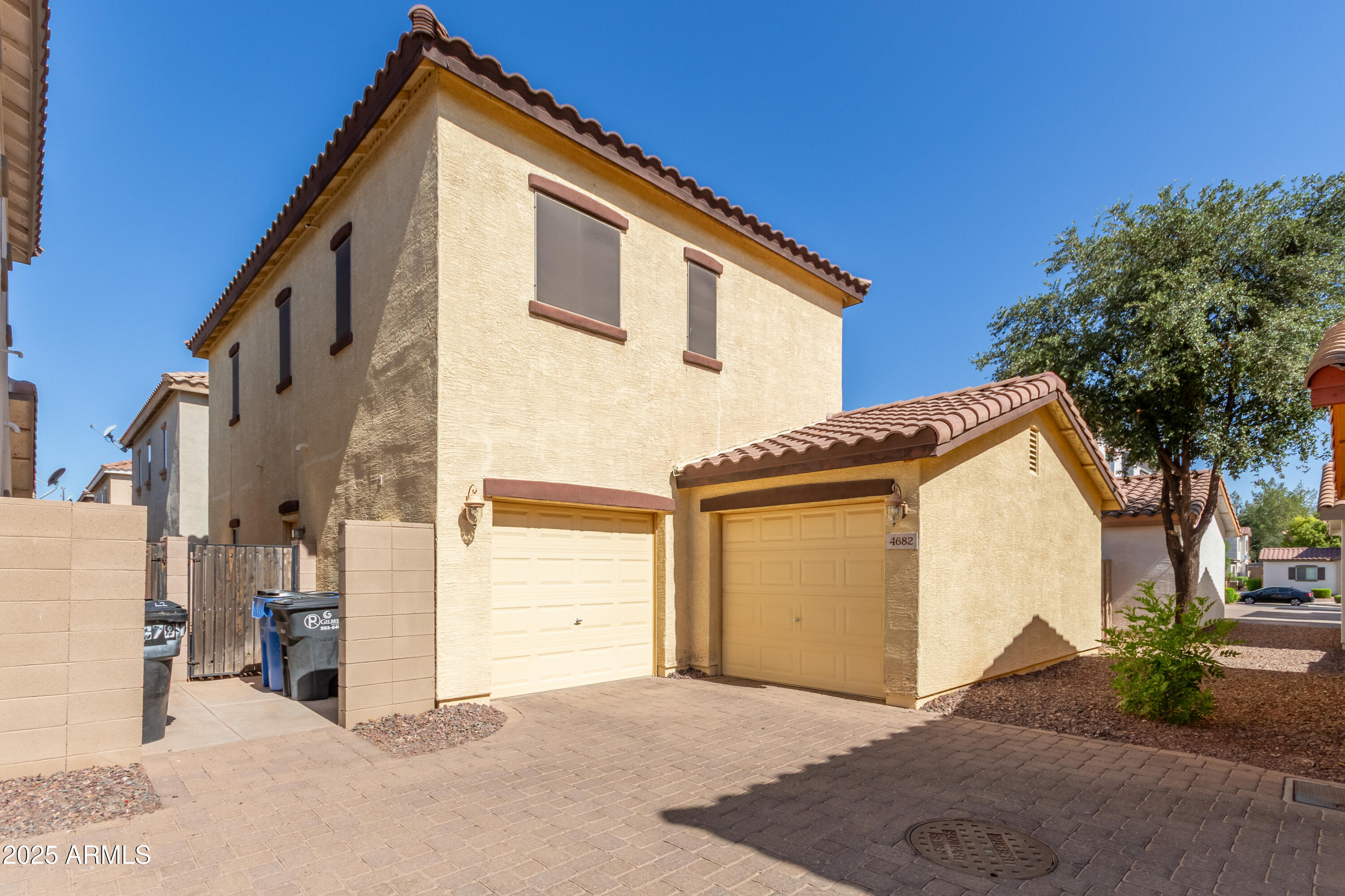 4682 E REDFIELD Road