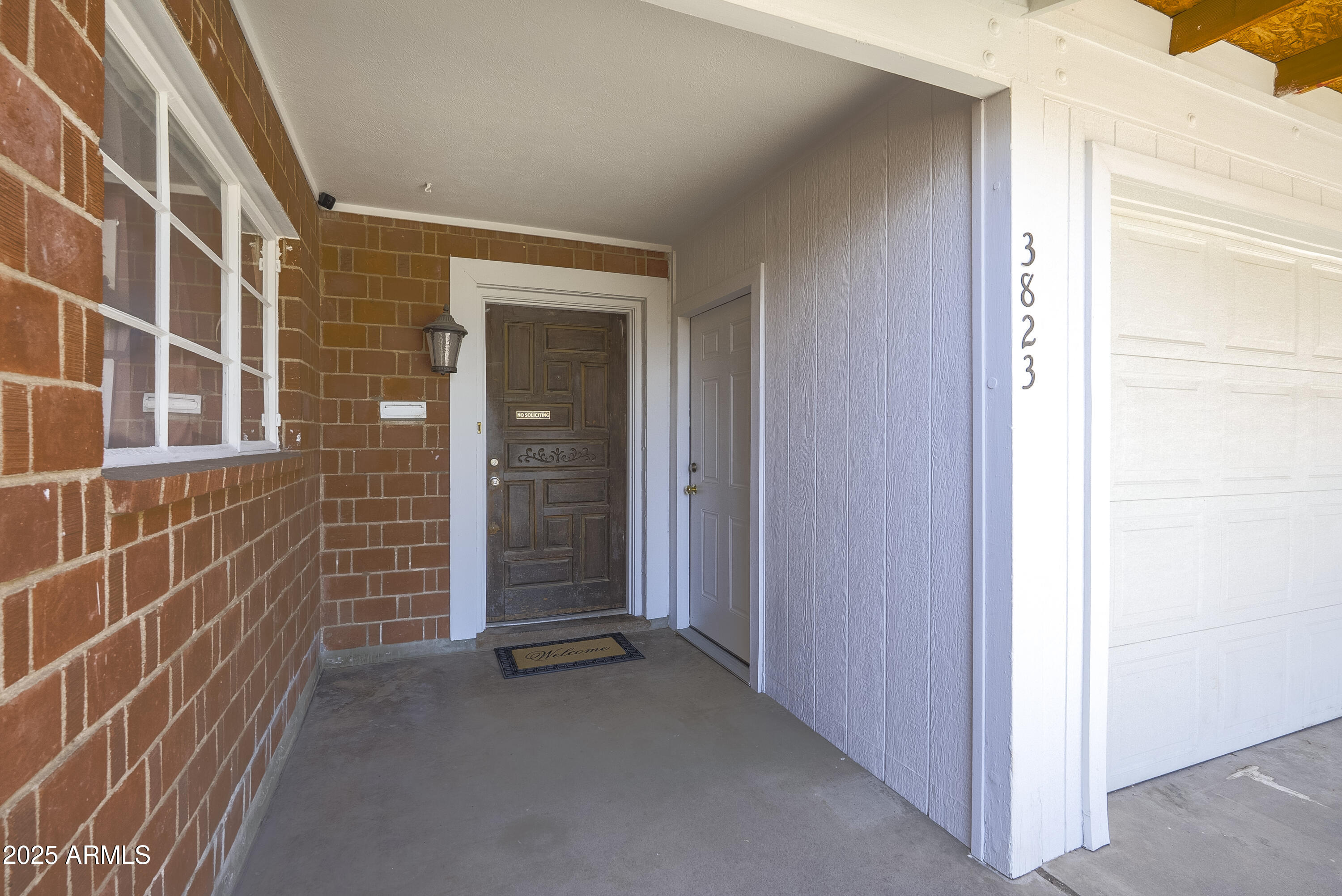 3823 W ROSE Lane