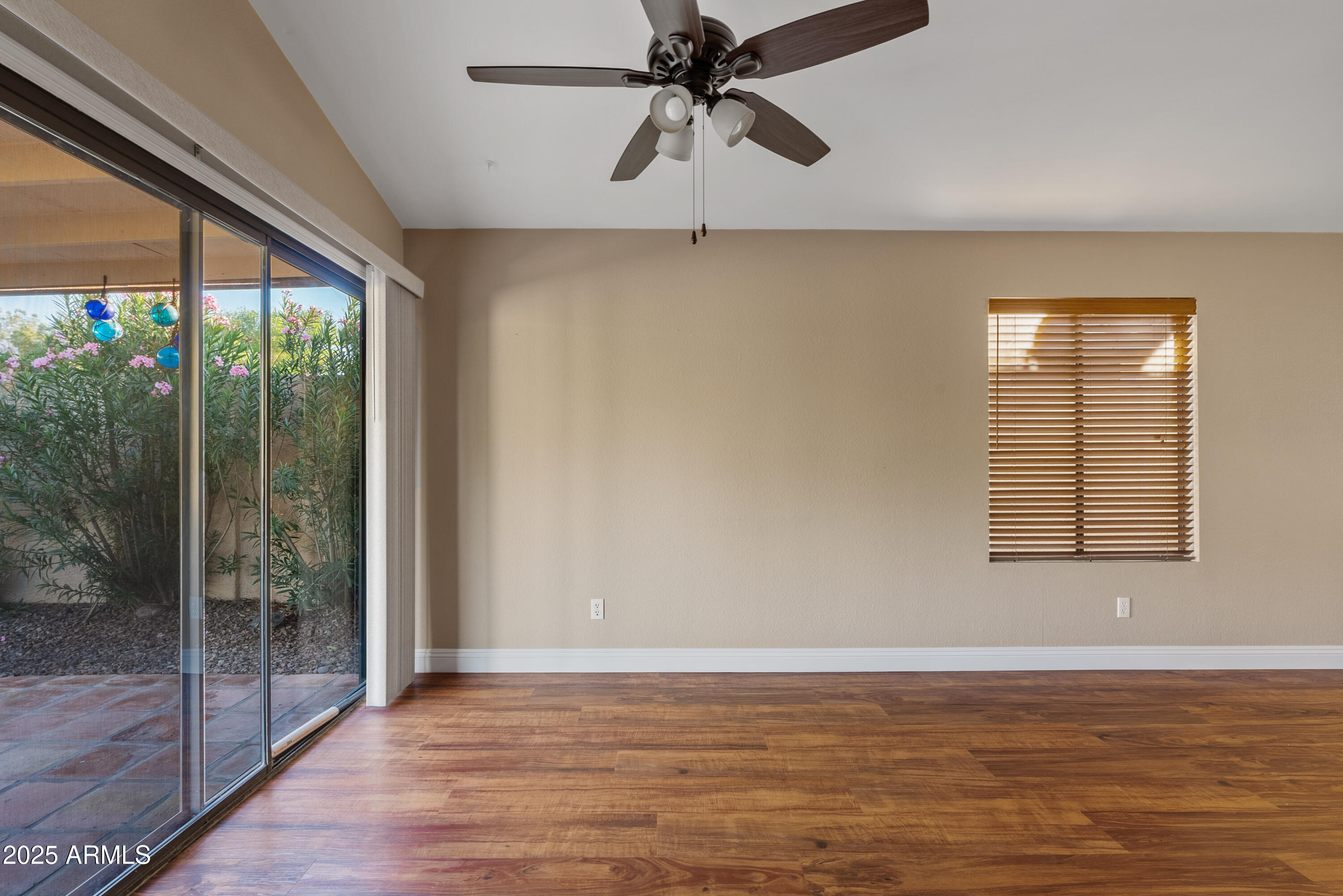 5734 W COMMONWEALTH Place