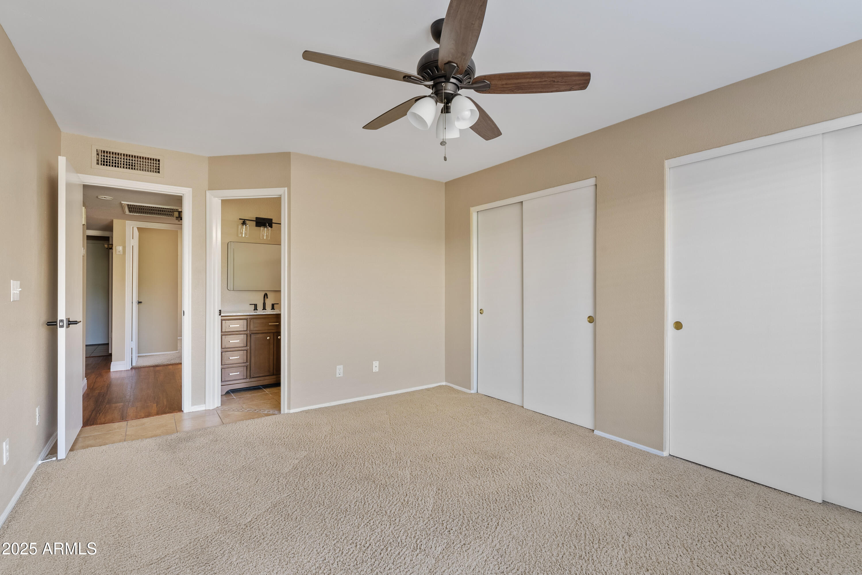 5734 W COMMONWEALTH Place