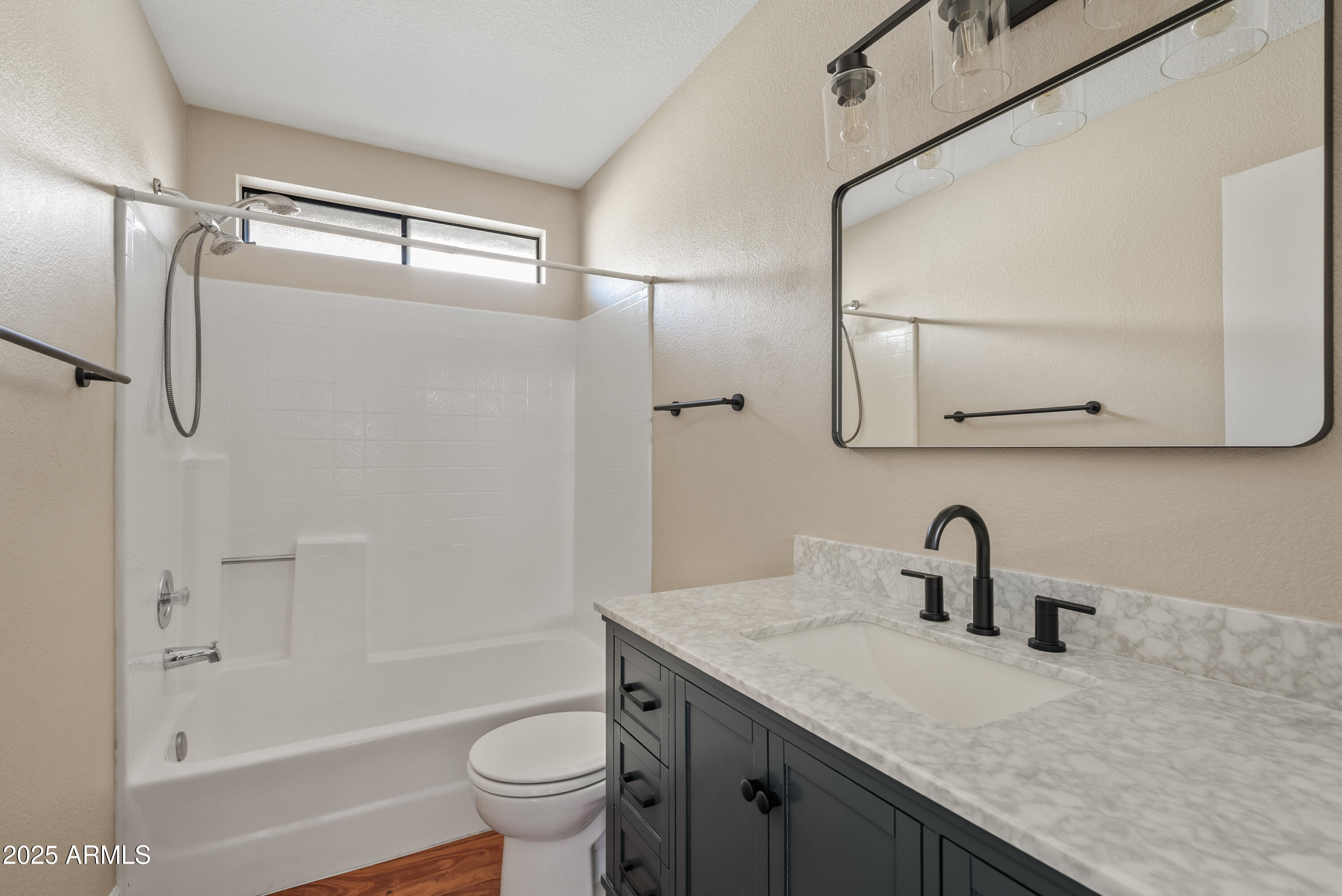 5734 W COMMONWEALTH Place