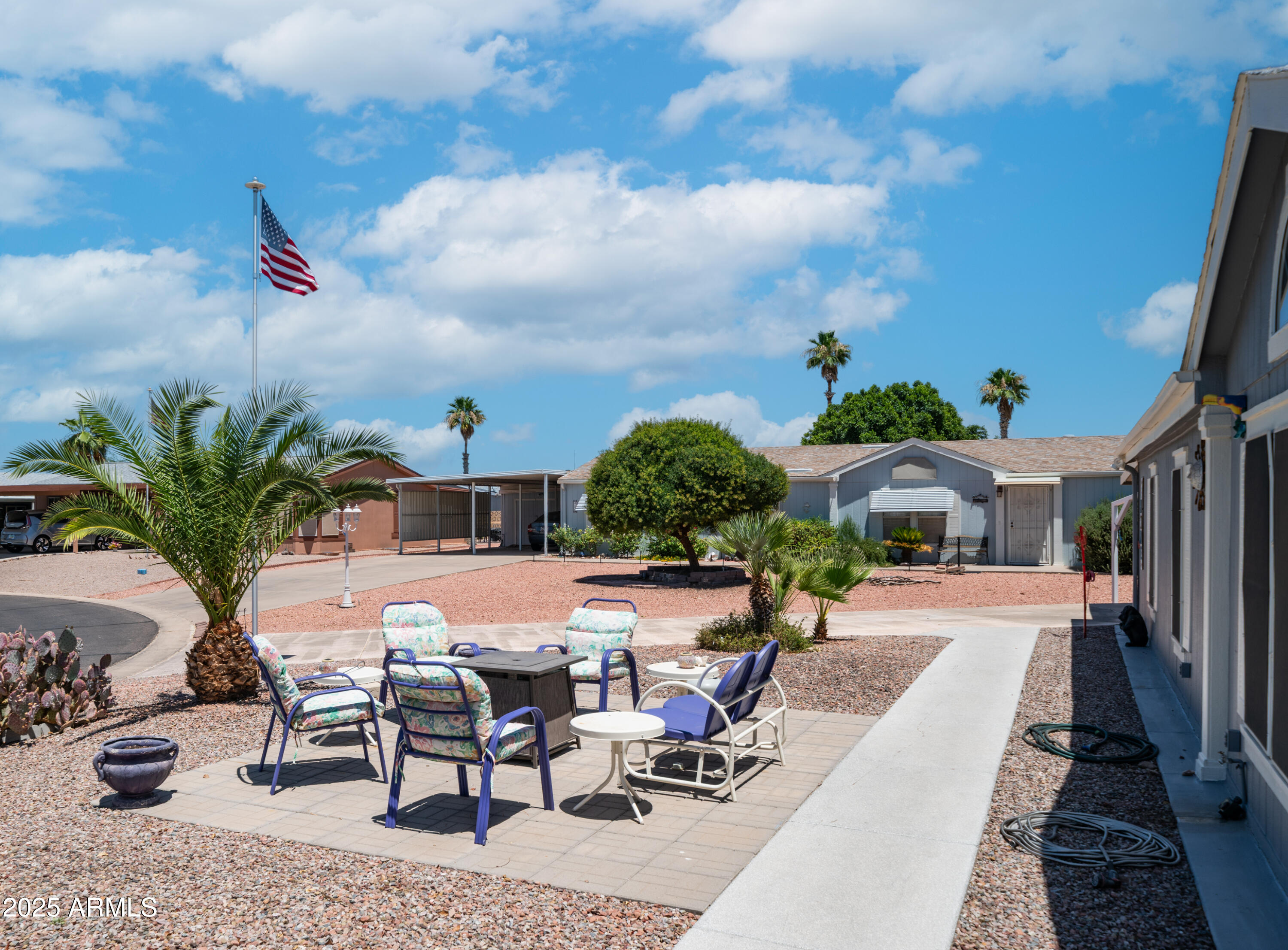 2400 E BASELINE Avenue, 44