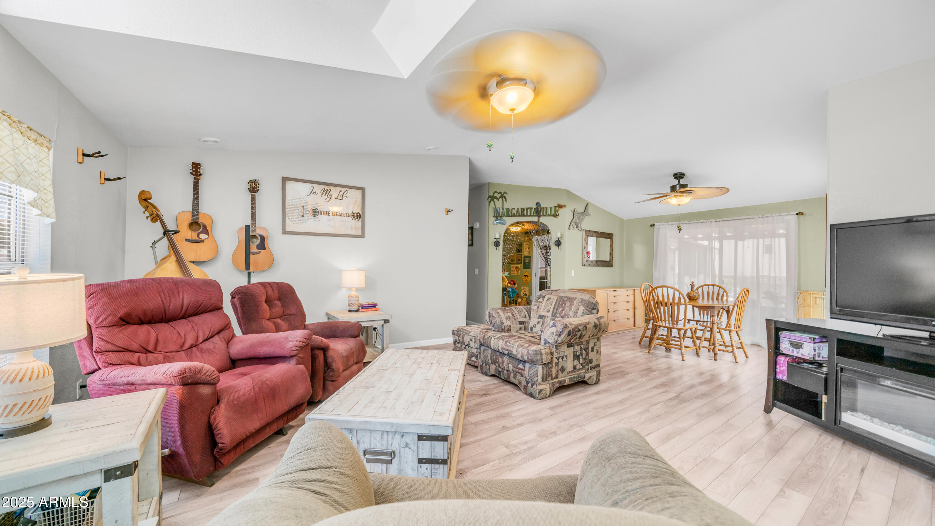 2400 E BASELINE Avenue, 44