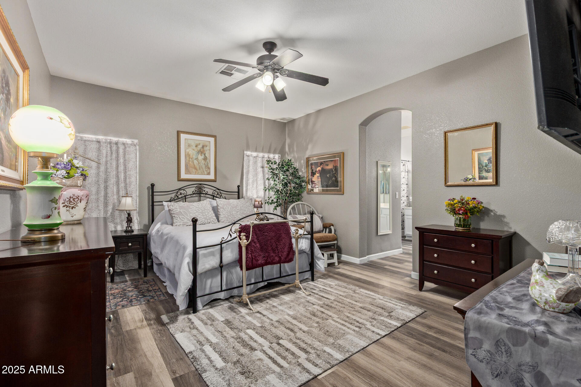 14817 W HONEYSUCKLE Lane